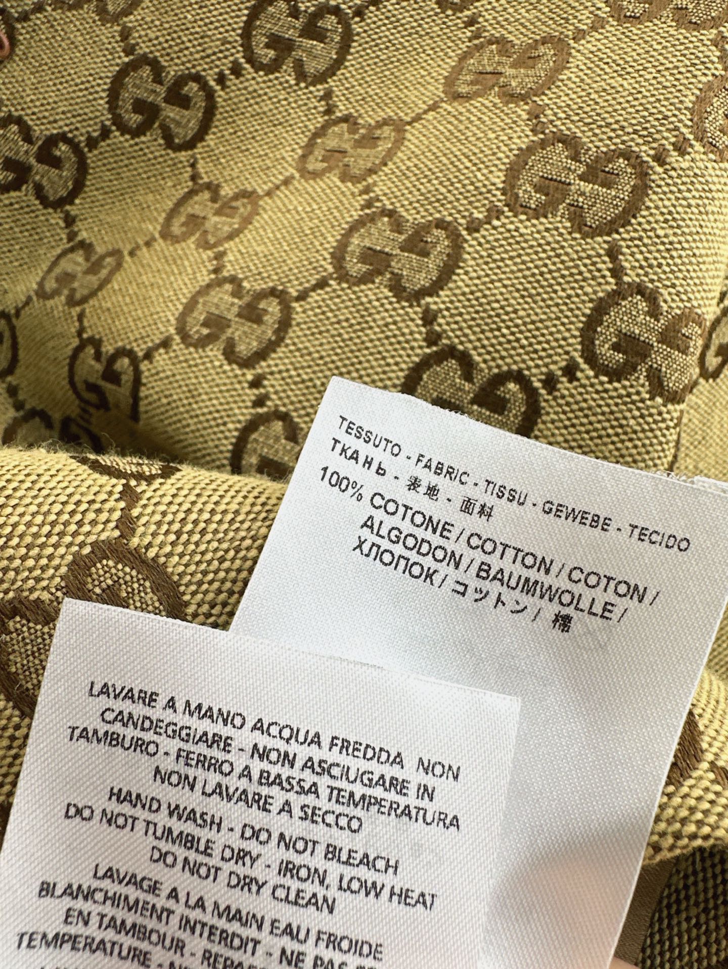 Gu* 25ss jacquard short sleeve suit