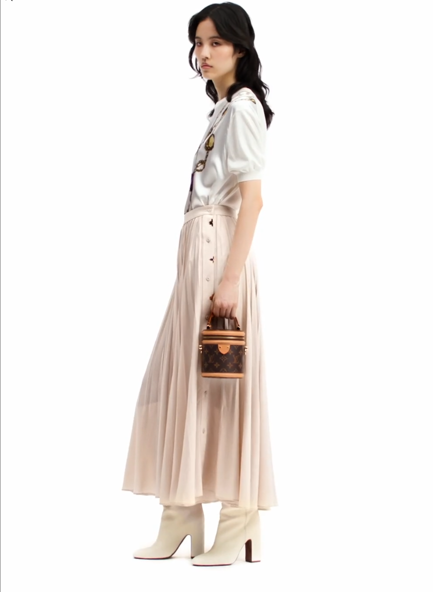Loui* golden monogram flower accent skirt