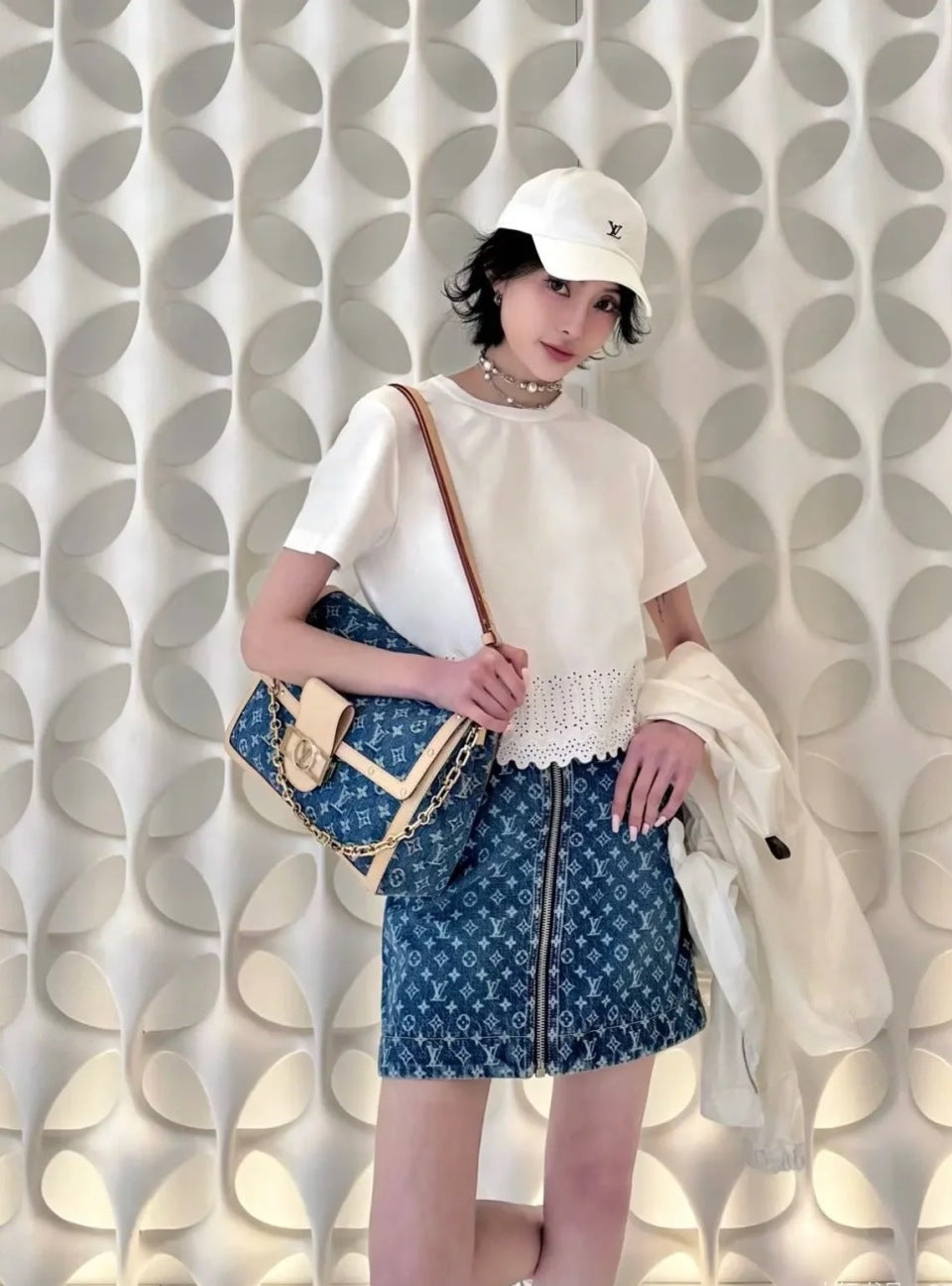 Loui* 25ss monogram denim mini skirt