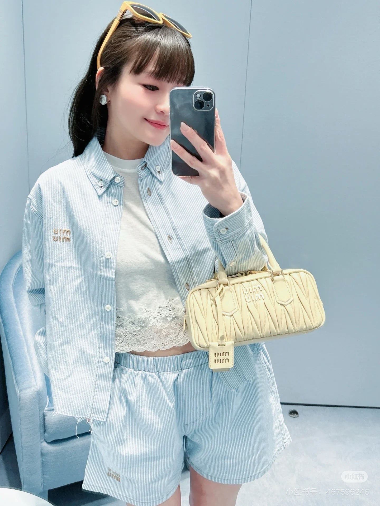 M*u 25ss raw edge cropped denim shirt