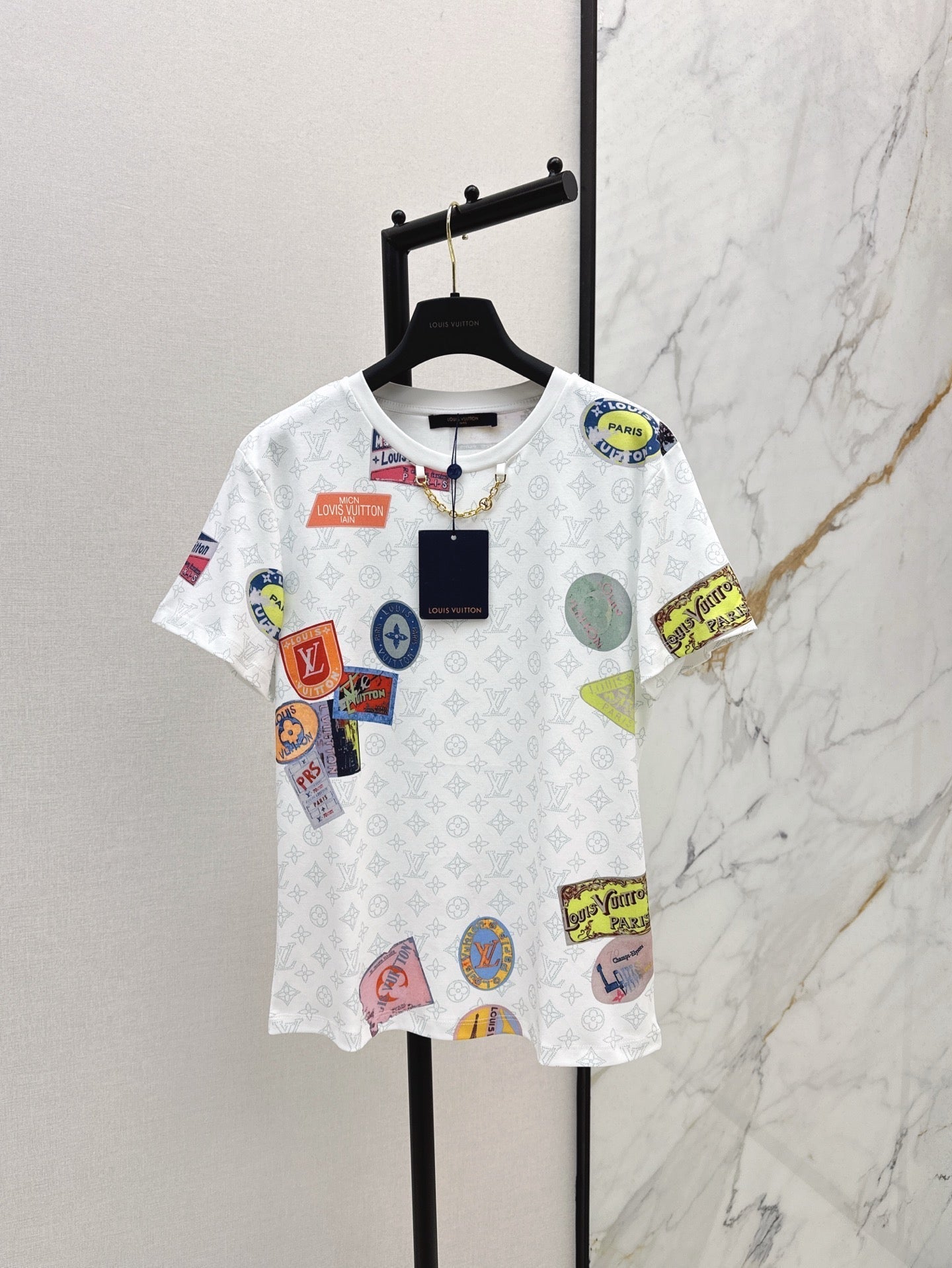 Loui* 25SS Printed badge T-shirt