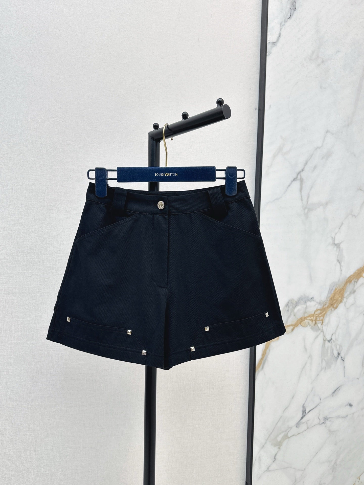 Loui* canvas cotton shorts