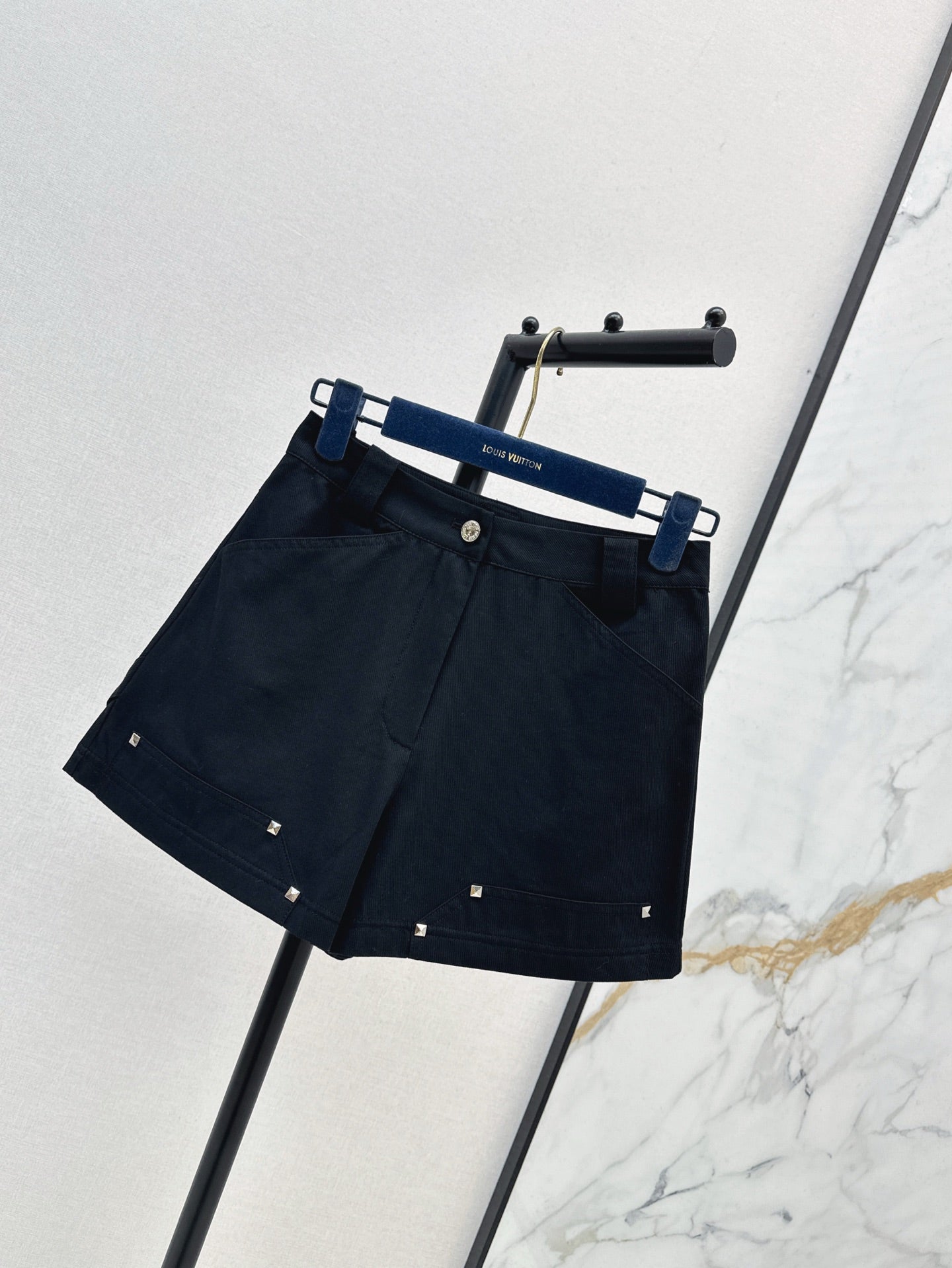 Loui* canvas cotton shorts