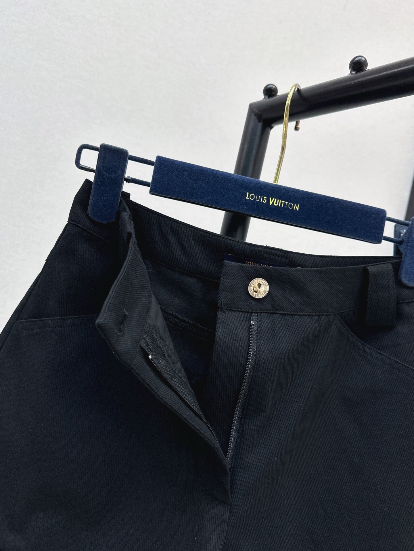 Loui* canvas cotton shorts