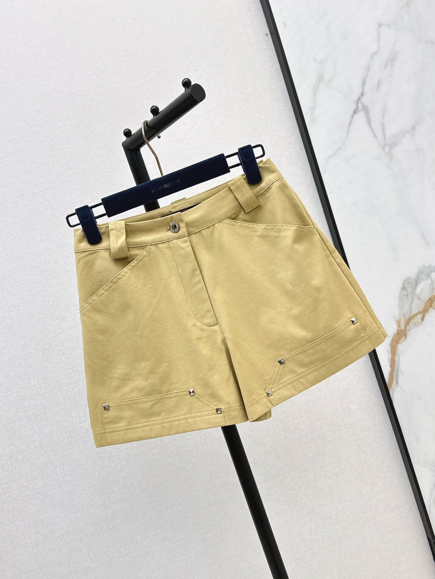 Loui* canvas cotton shorts