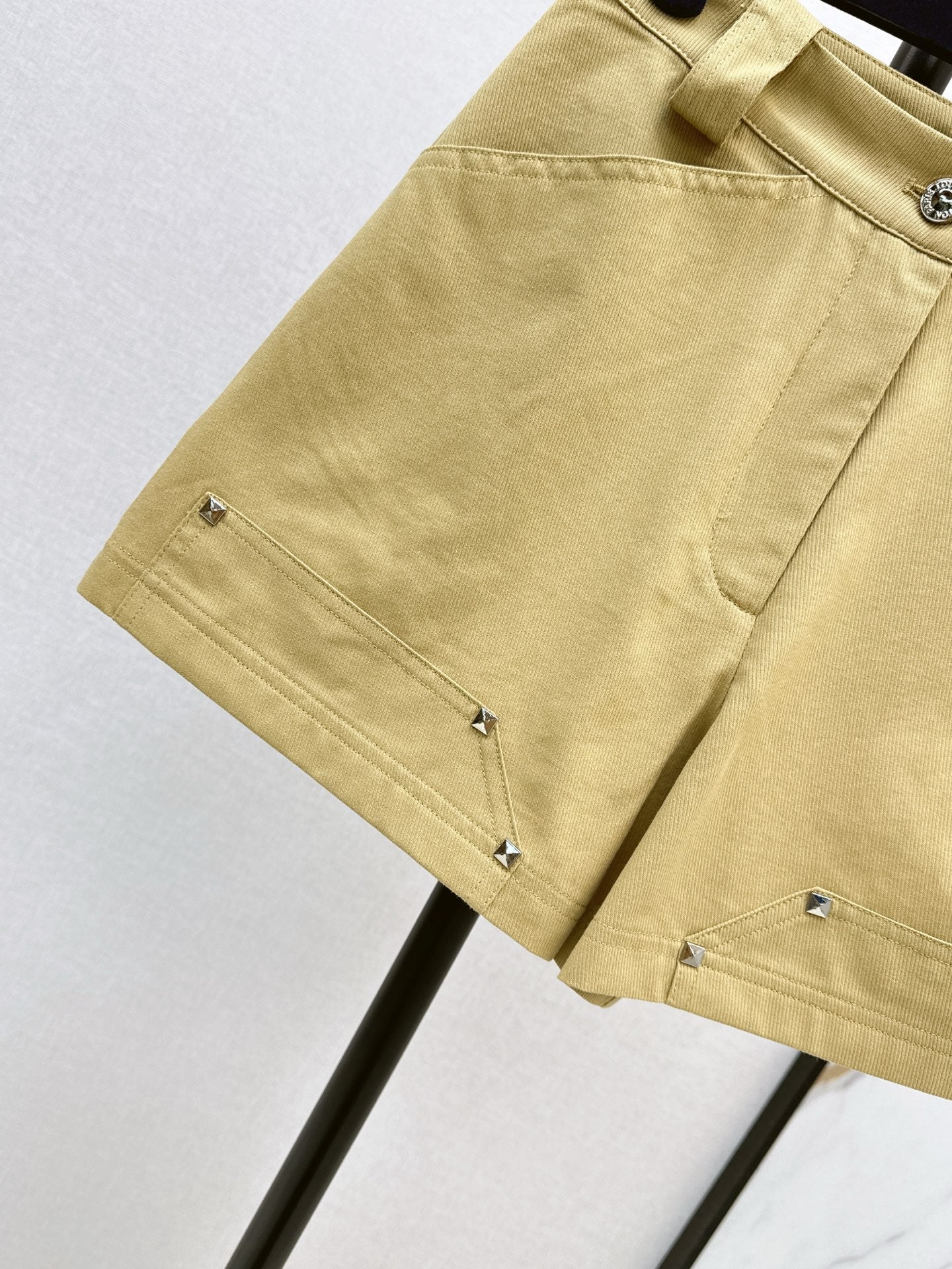 Loui* canvas cotton shorts