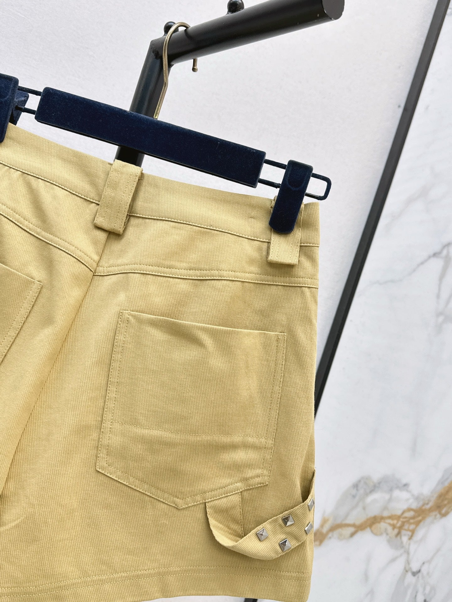 Loui* canvas cotton shorts