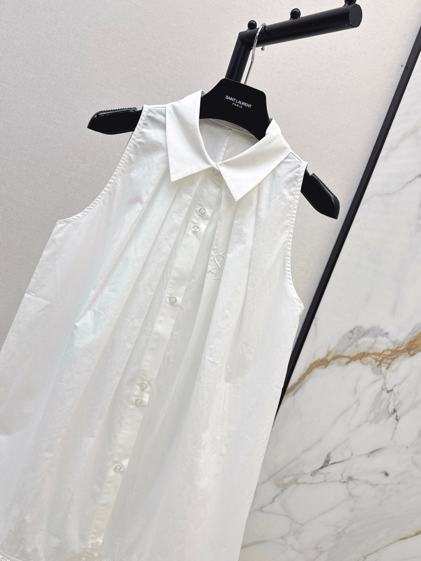 YS* 25ss Lapel sleeveless pleated dress