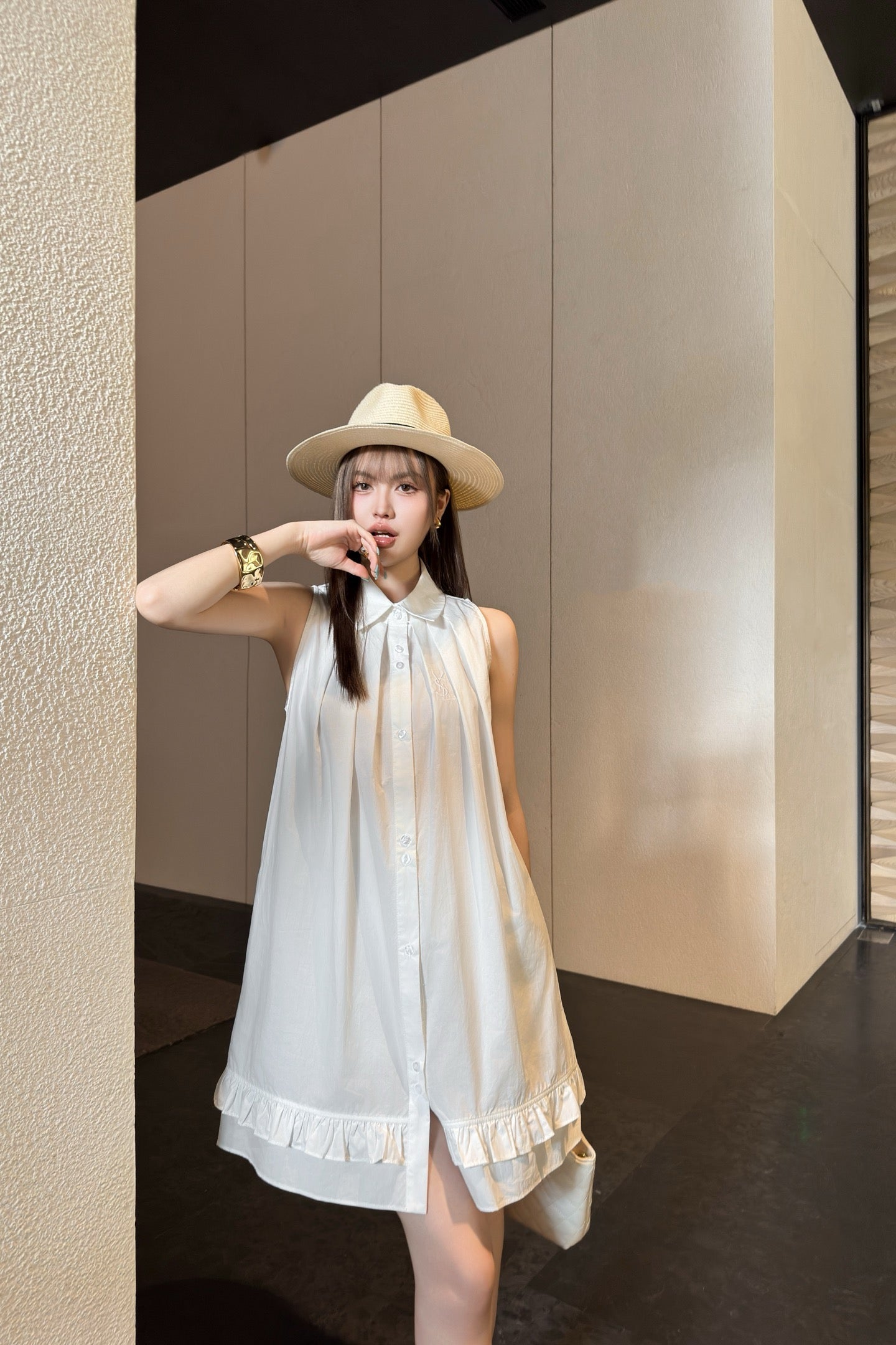 YS* 25ss Lapel sleeveless pleated dress