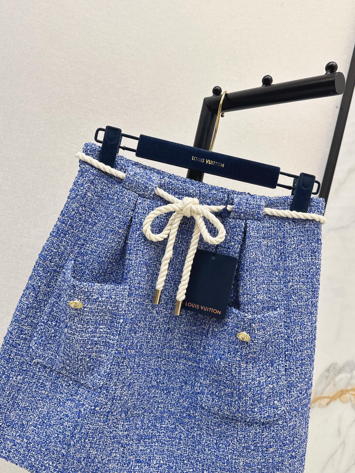 Loui* Pocket waistband mini skirt