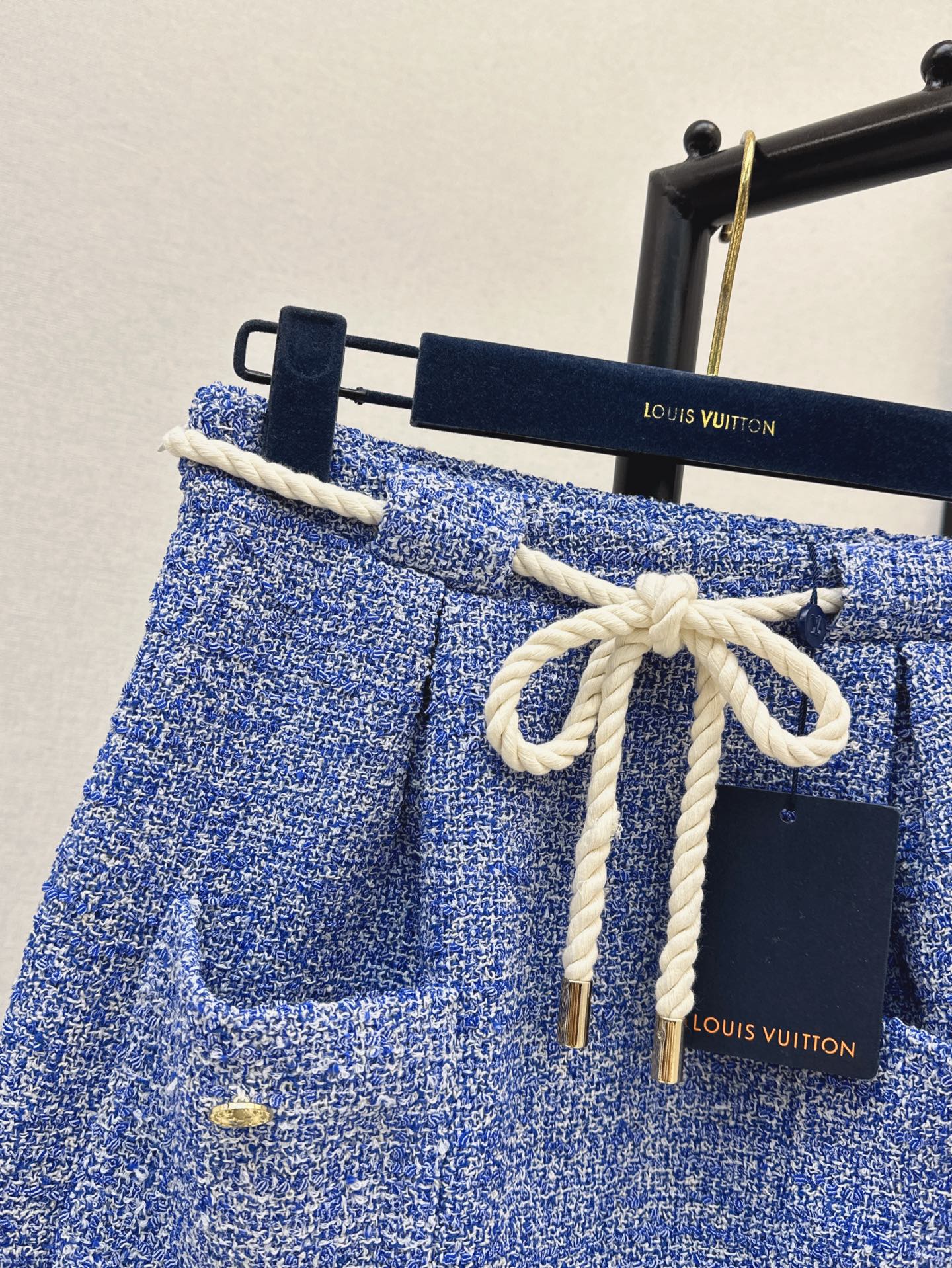 Loui* Pocket waistband mini skirt