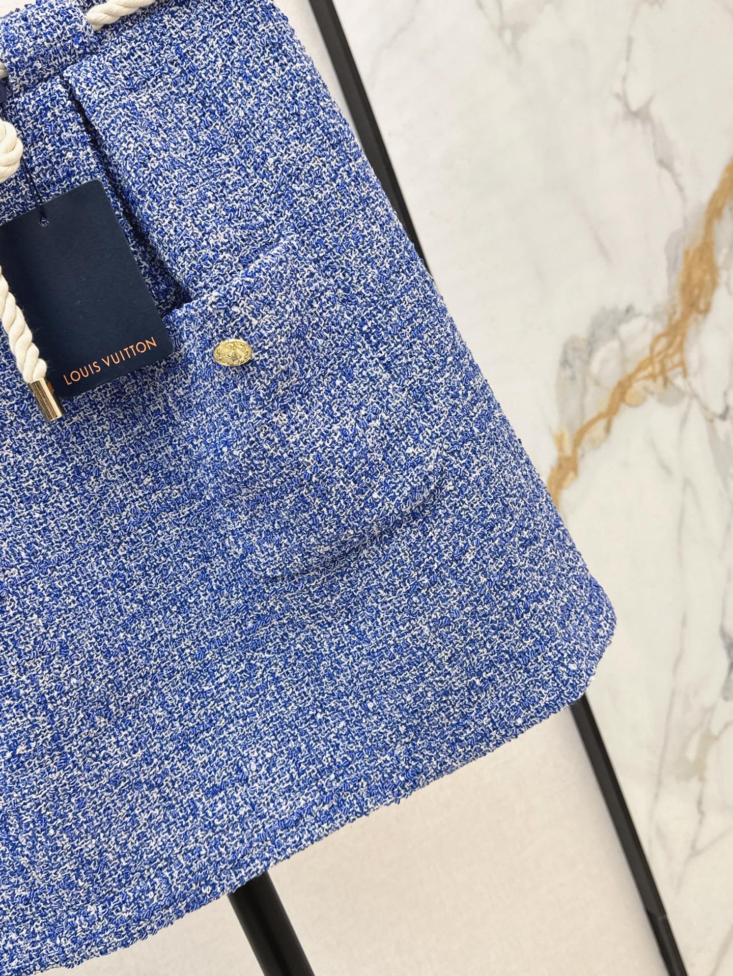 Loui* Pocket waistband mini skirt