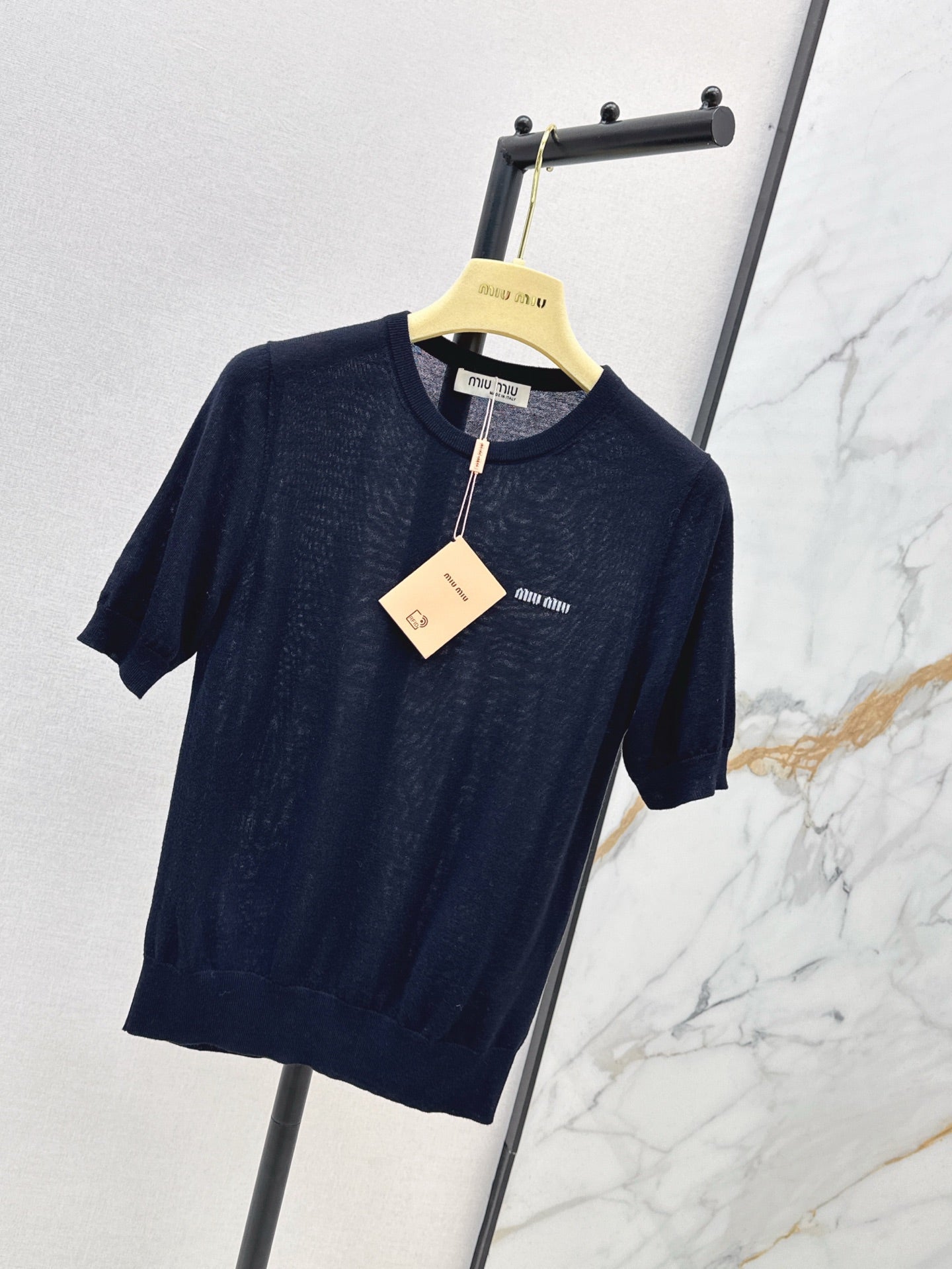 M*u 25ss Cashmere and silk cable-knit crew-neck sweater