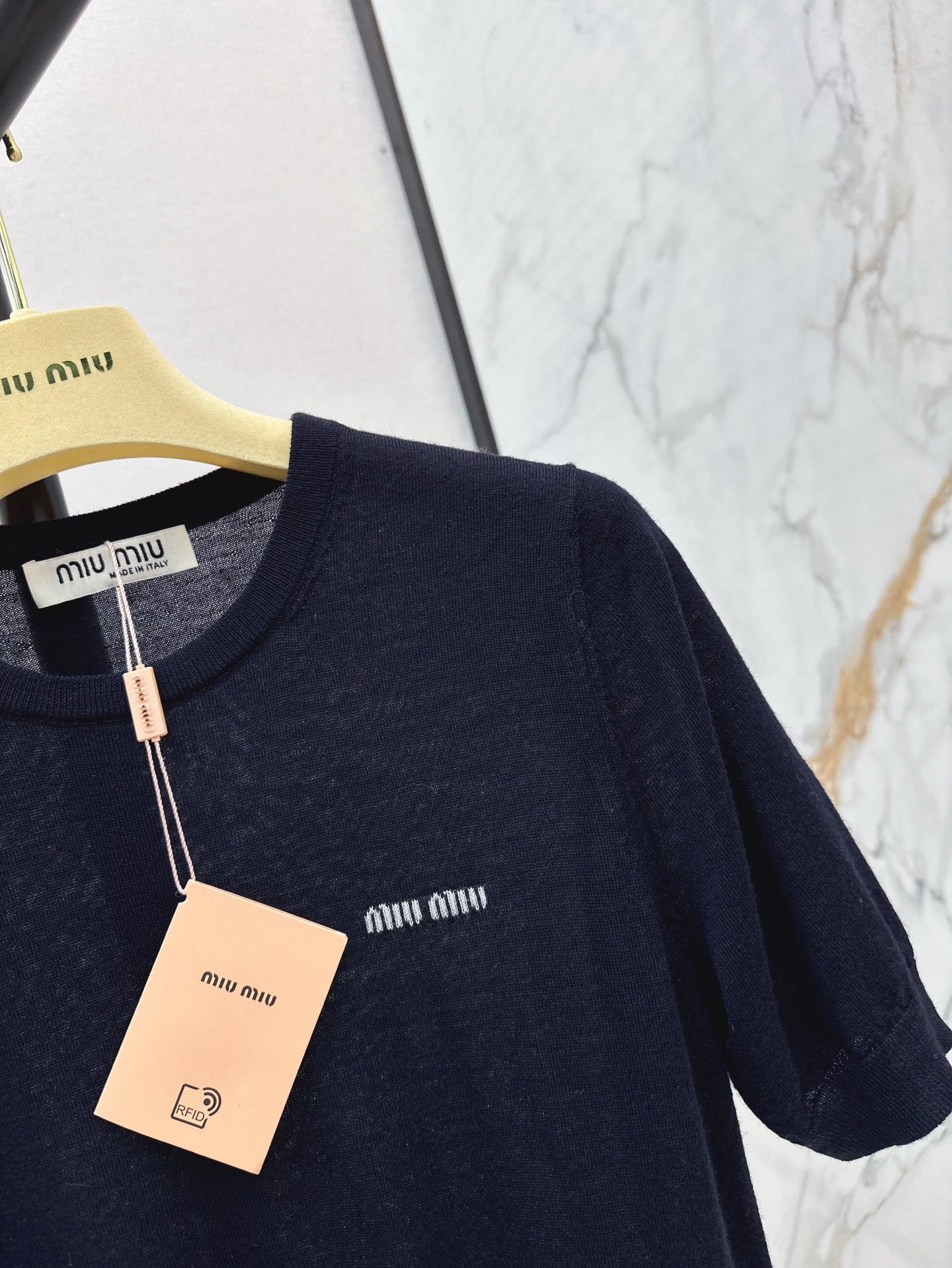 M*u 25ss Cashmere and silk cable-knit crew-neck sweater