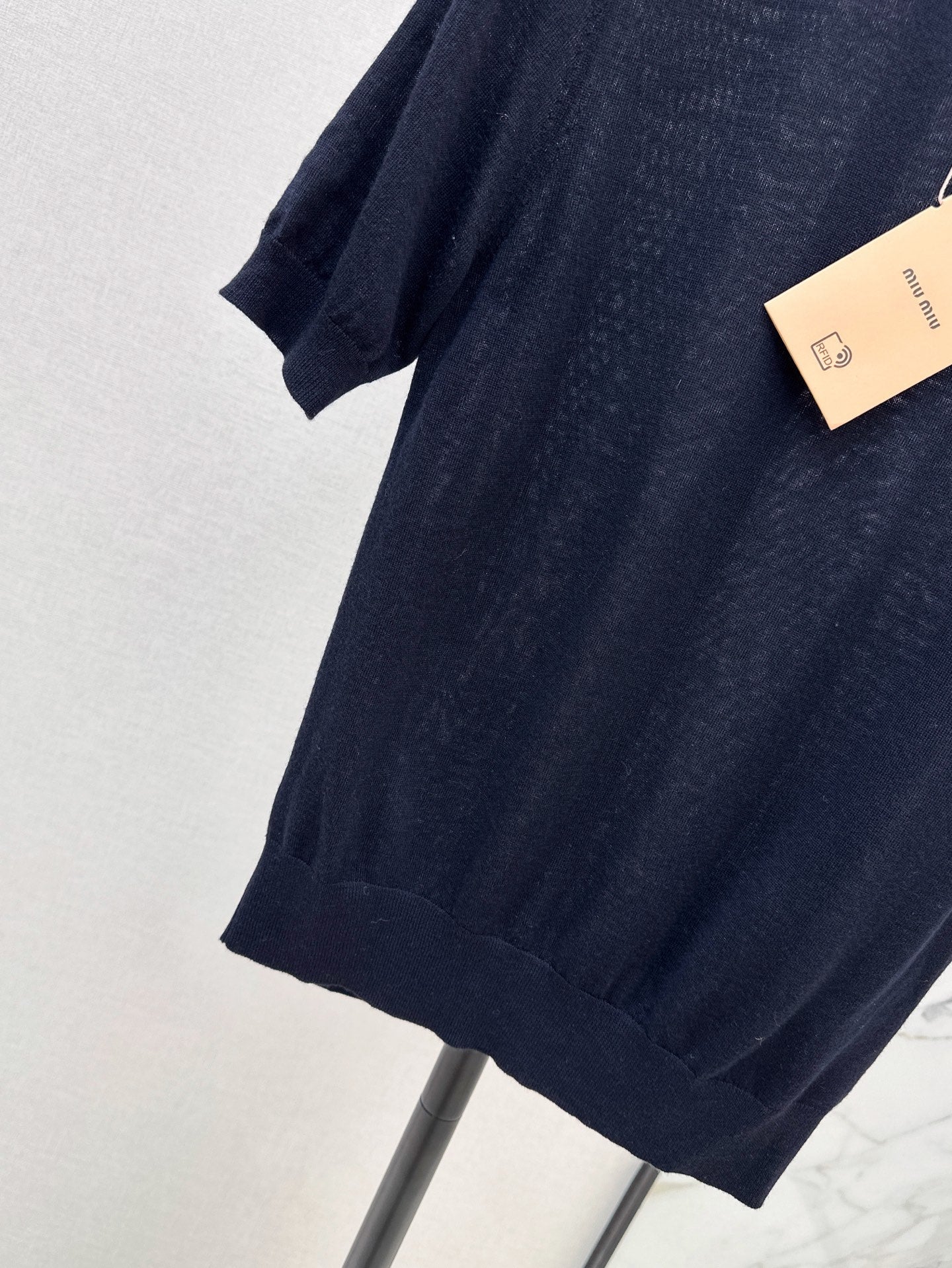 M*u 25ss Cashmere and silk cable-knit crew-neck sweater