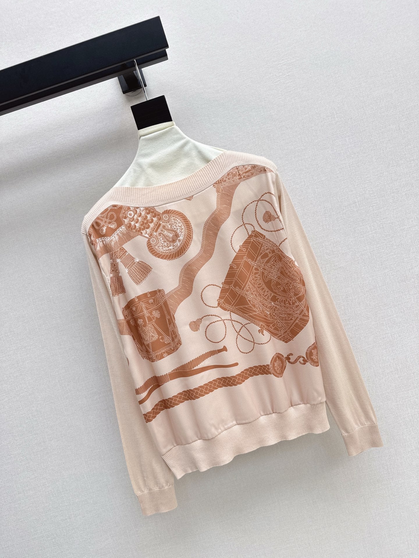 Herm* Long-sleeve twillaine sweater