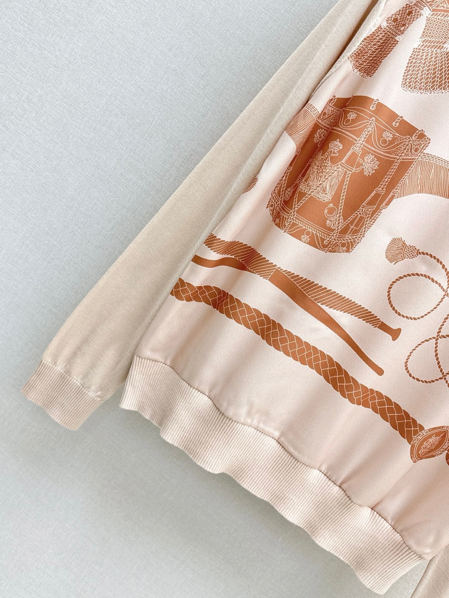 Herm* Long-sleeve twillaine sweater