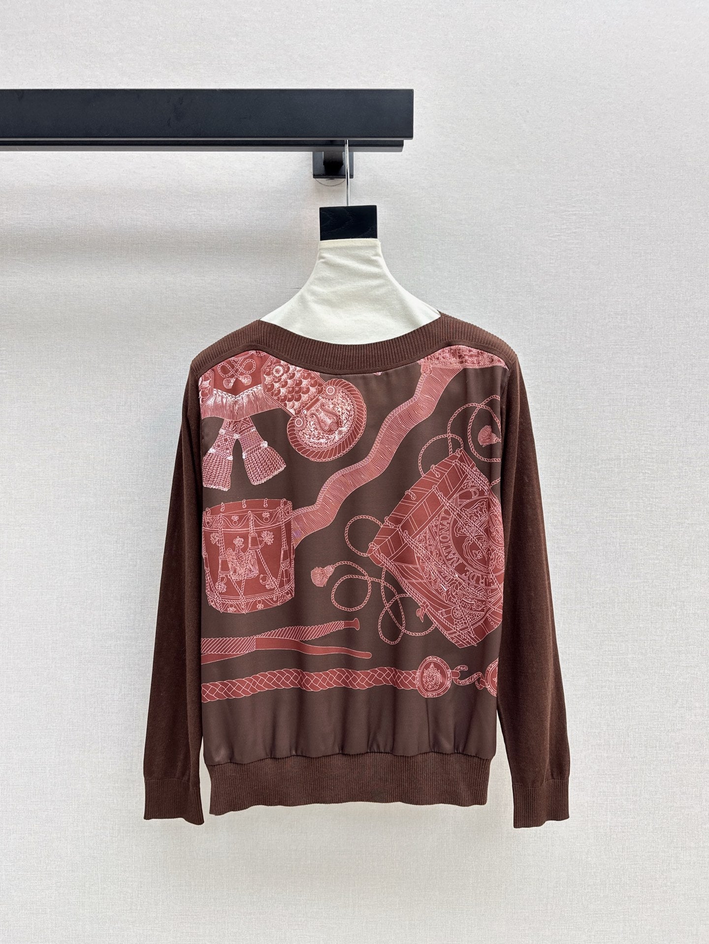 Herm* Long-sleeve twillaine sweater