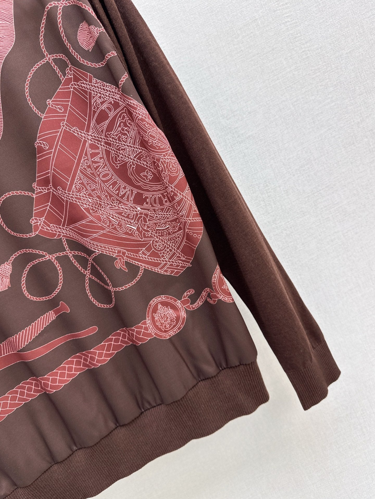 Herm* Long-sleeve twillaine sweater