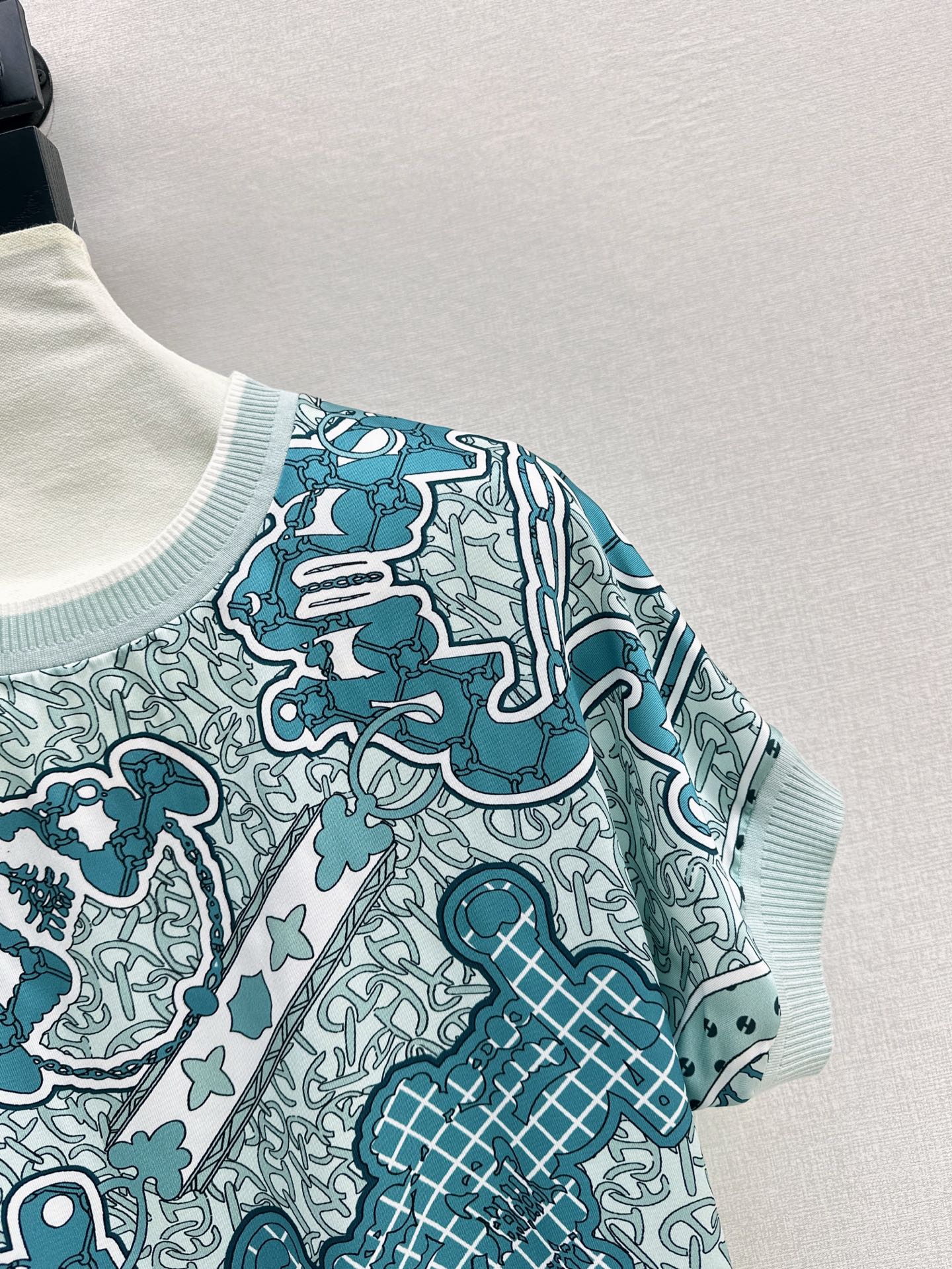 Herm* Short-sleeve twillaine sweater