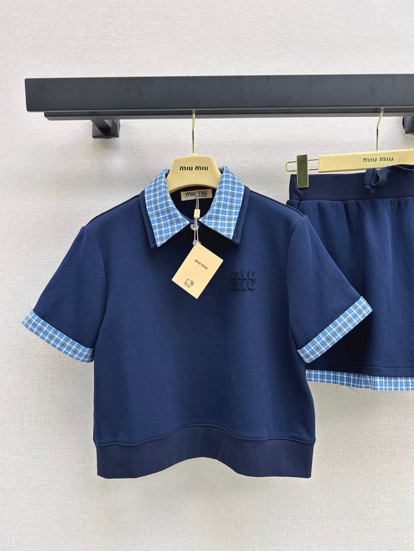 M*u 25ss Plaid lapel top + mini skirt suit