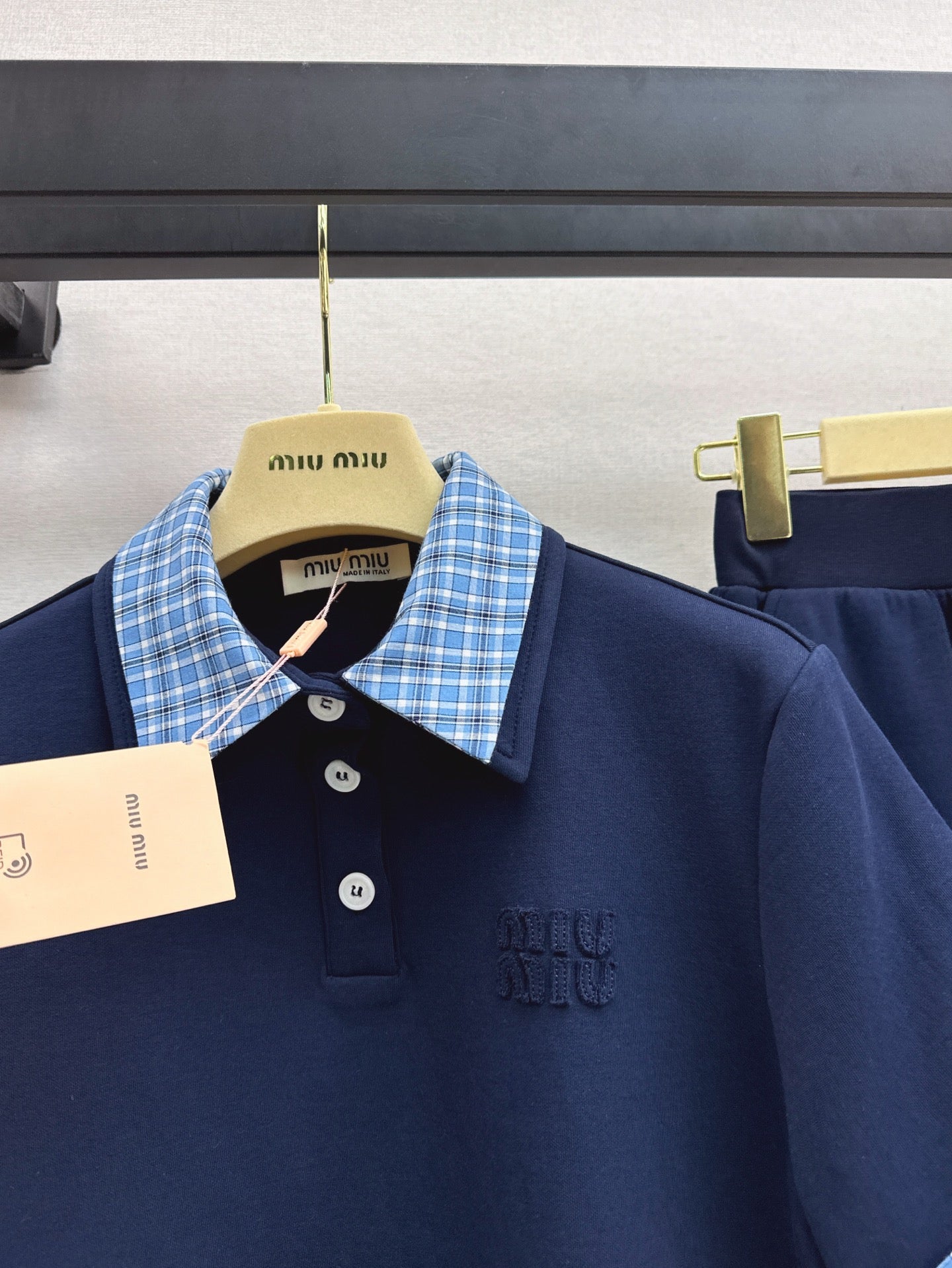 M*u 25ss Plaid lapel top + mini skirt suit