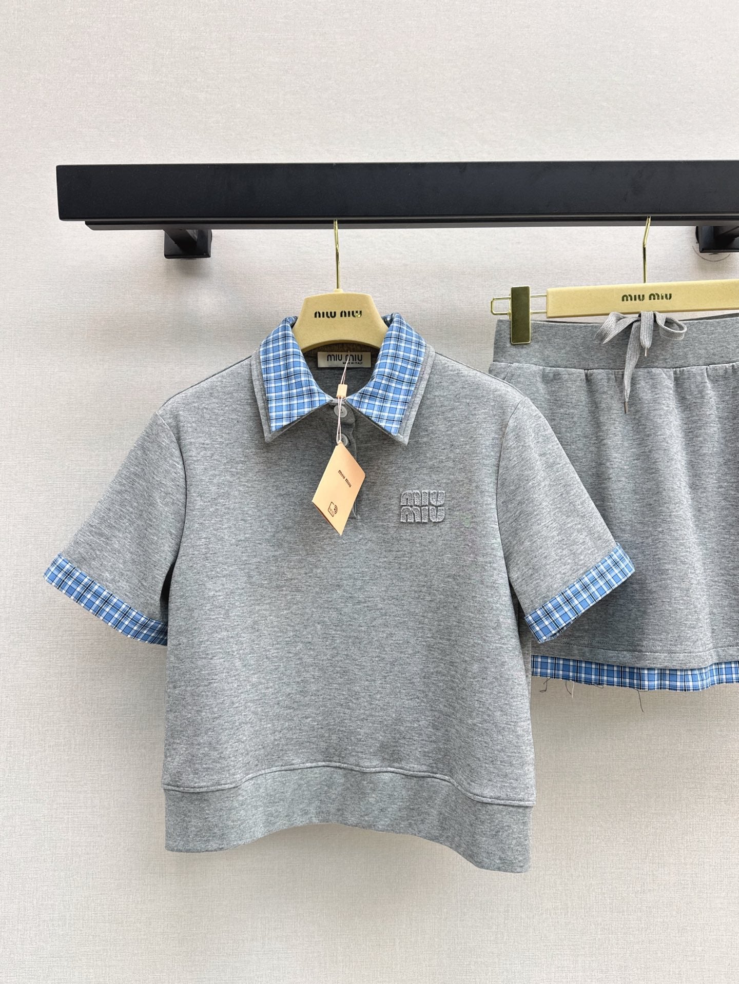 M*u 25ss Plaid lapel top + mini skirt suit