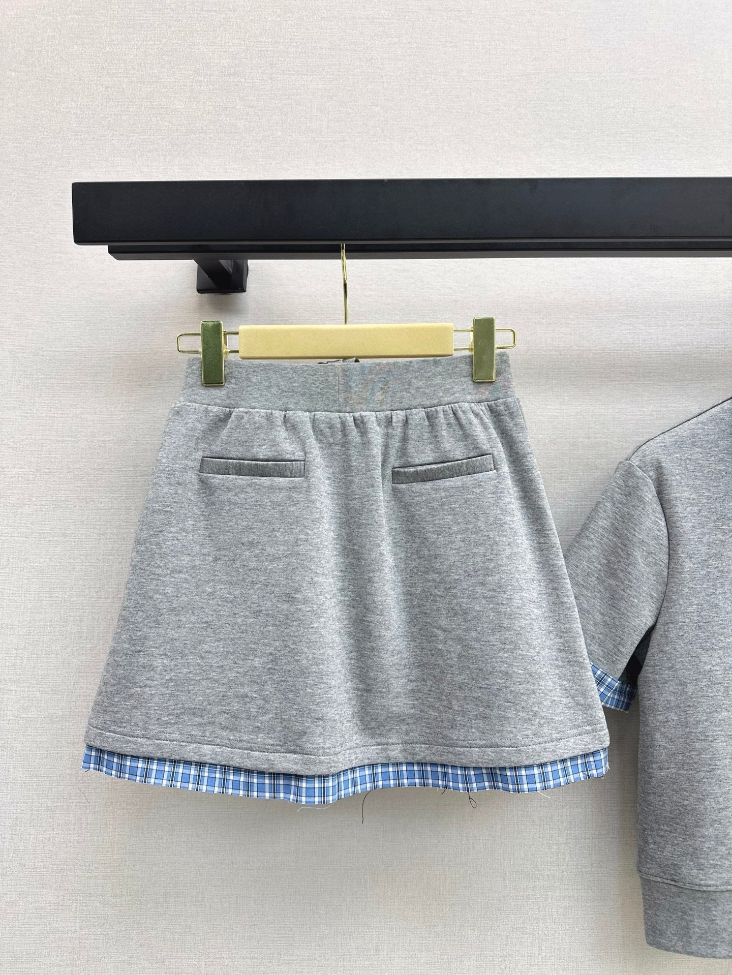 M*u 25ss Plaid lapel top + mini skirt suit