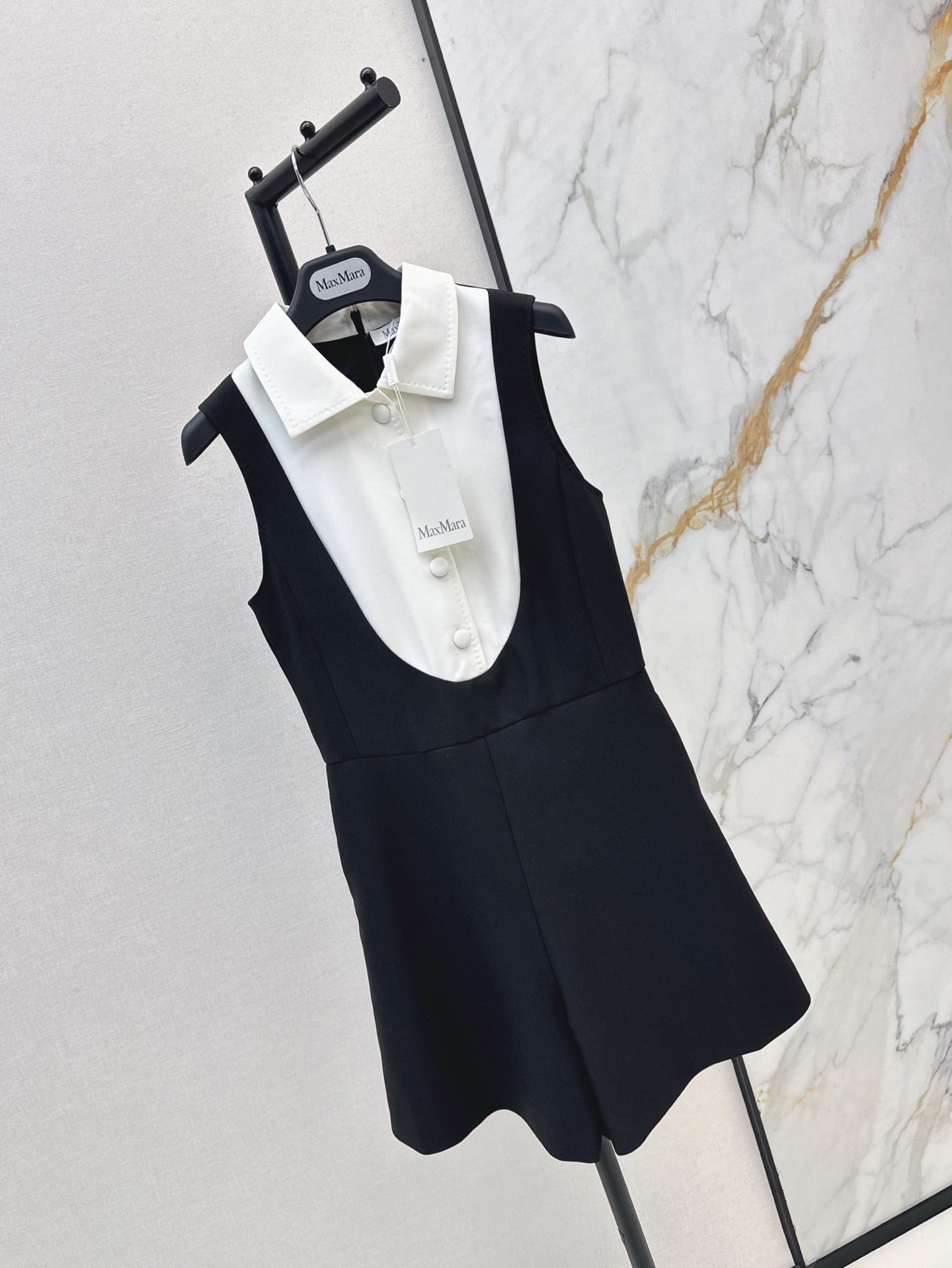 MaxM* 25ss Colorblock slim-fit jumpsuit