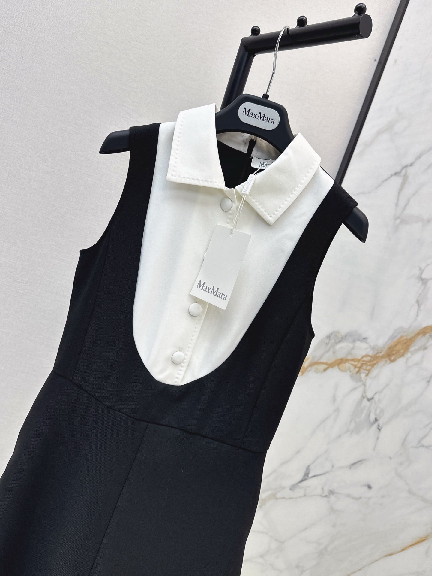 MaxM* 25ss Colorblock slim-fit jumpsuit