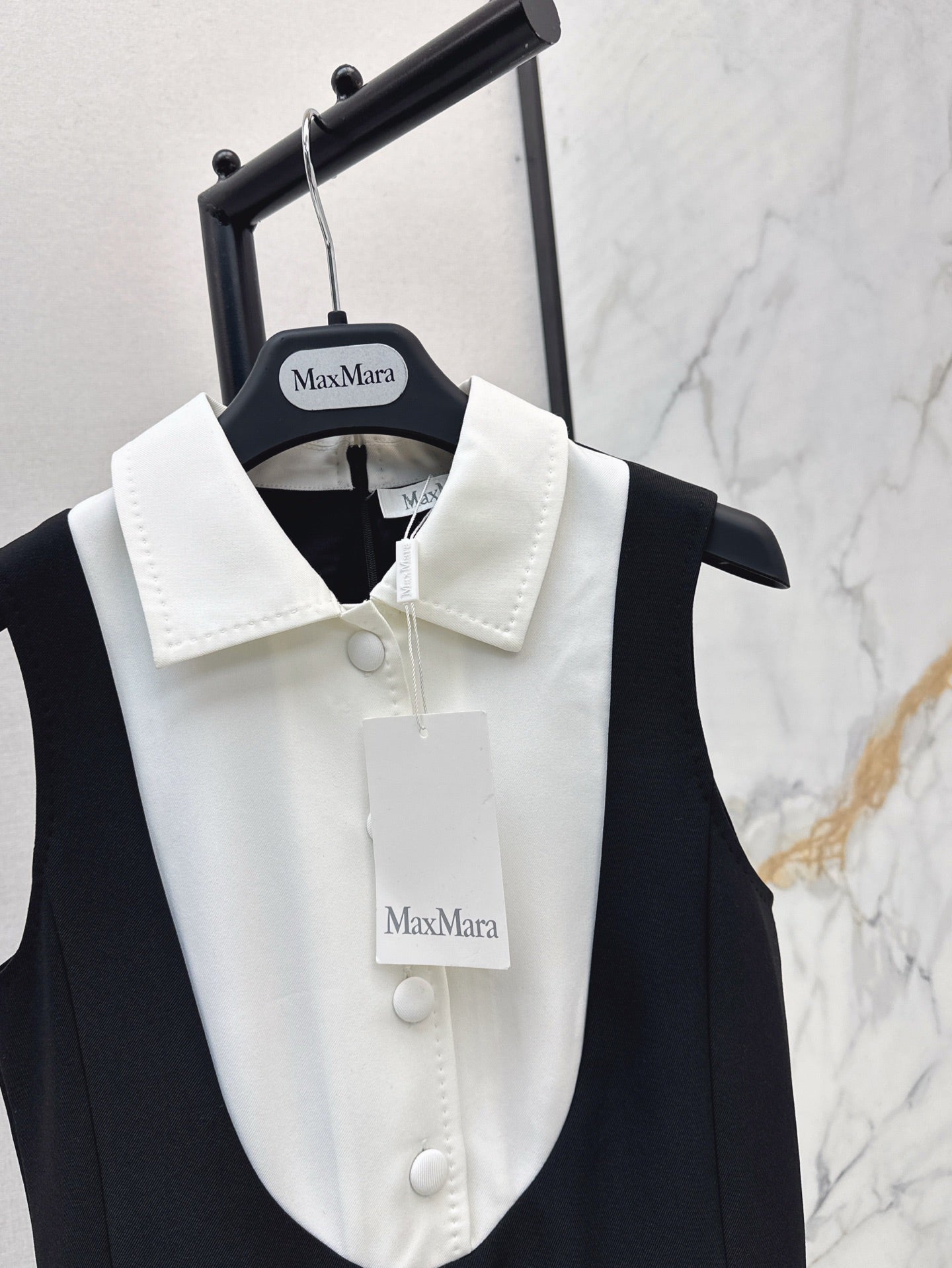 MaxM* 25ss Colorblock slim-fit jumpsuit