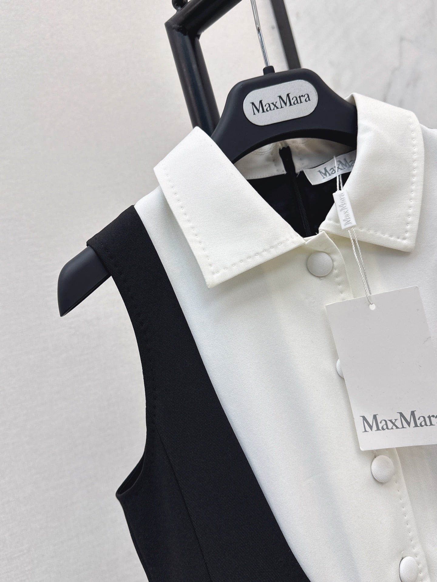 MaxM* 25ss Colorblock slim-fit jumpsuit