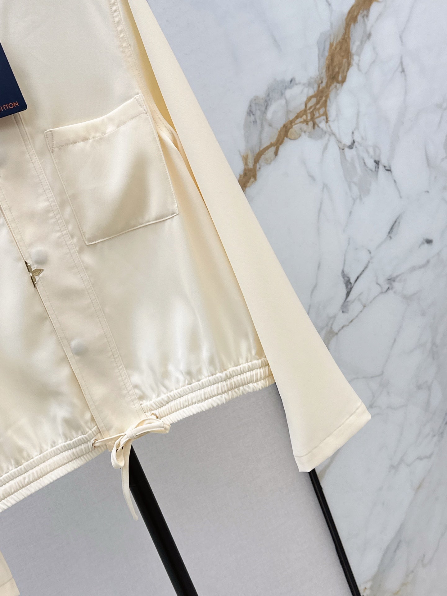 Loui* 25ss Stand collar drawstring waist shirt