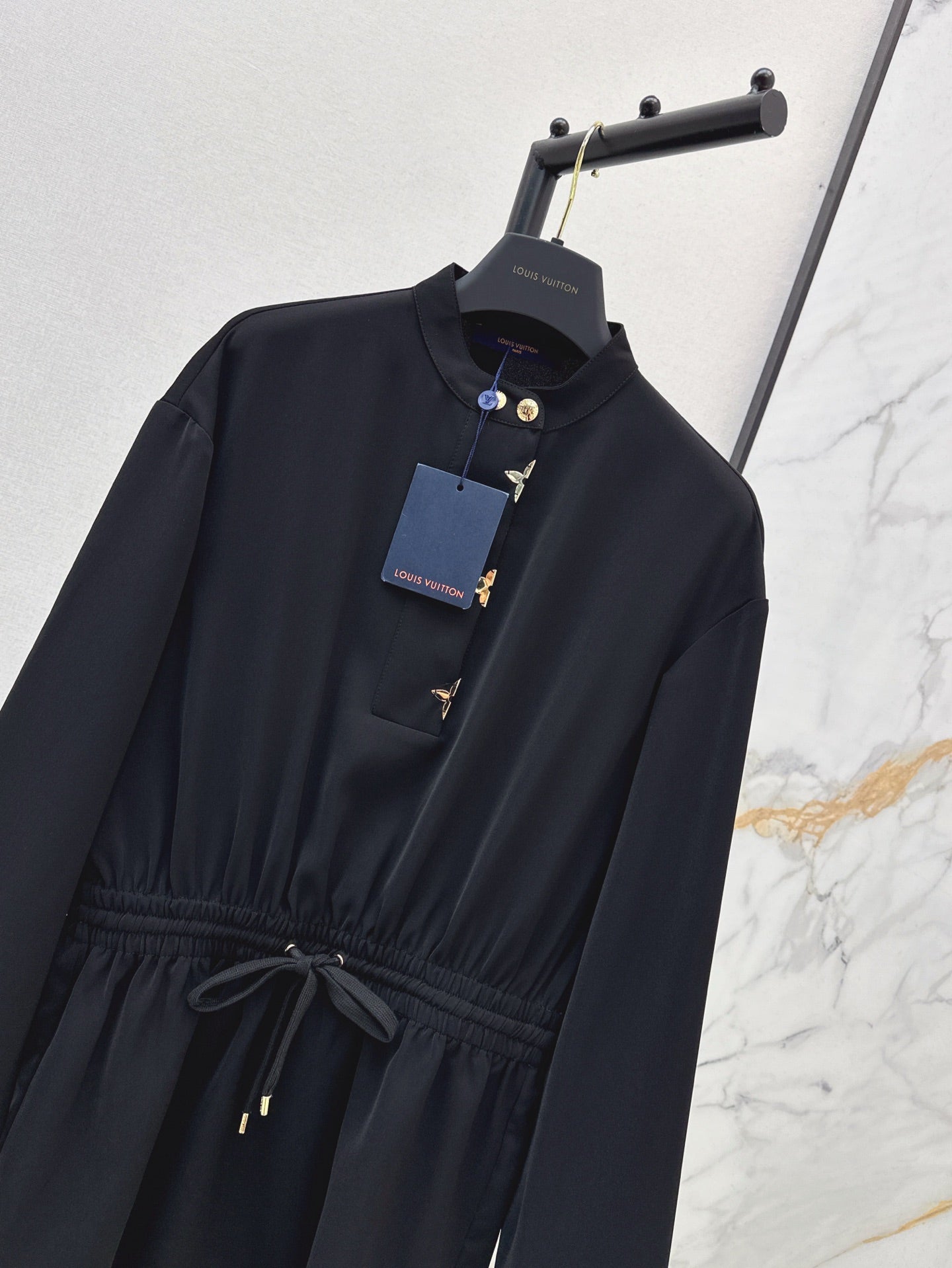 Loui* 25ss Long-Sleeved Lavallière Dress