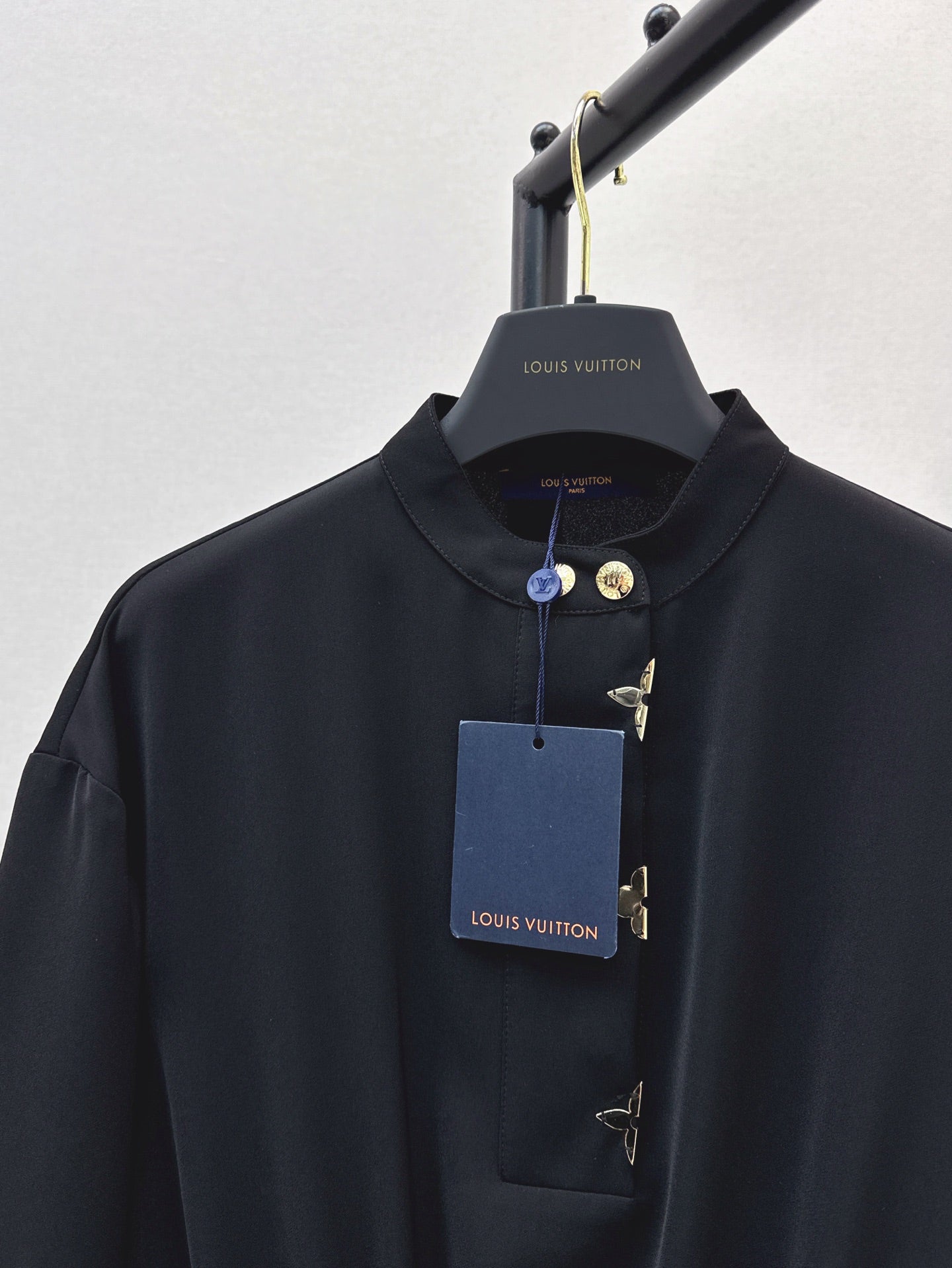 Loui* 25ss Long-Sleeved Lavallière Dress