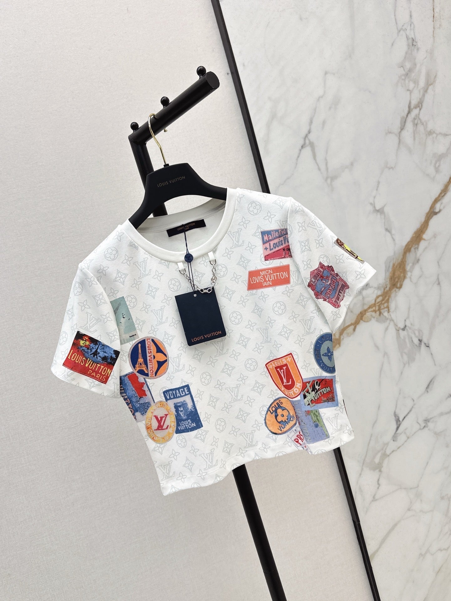 Loui* 25ss Patch print crop top