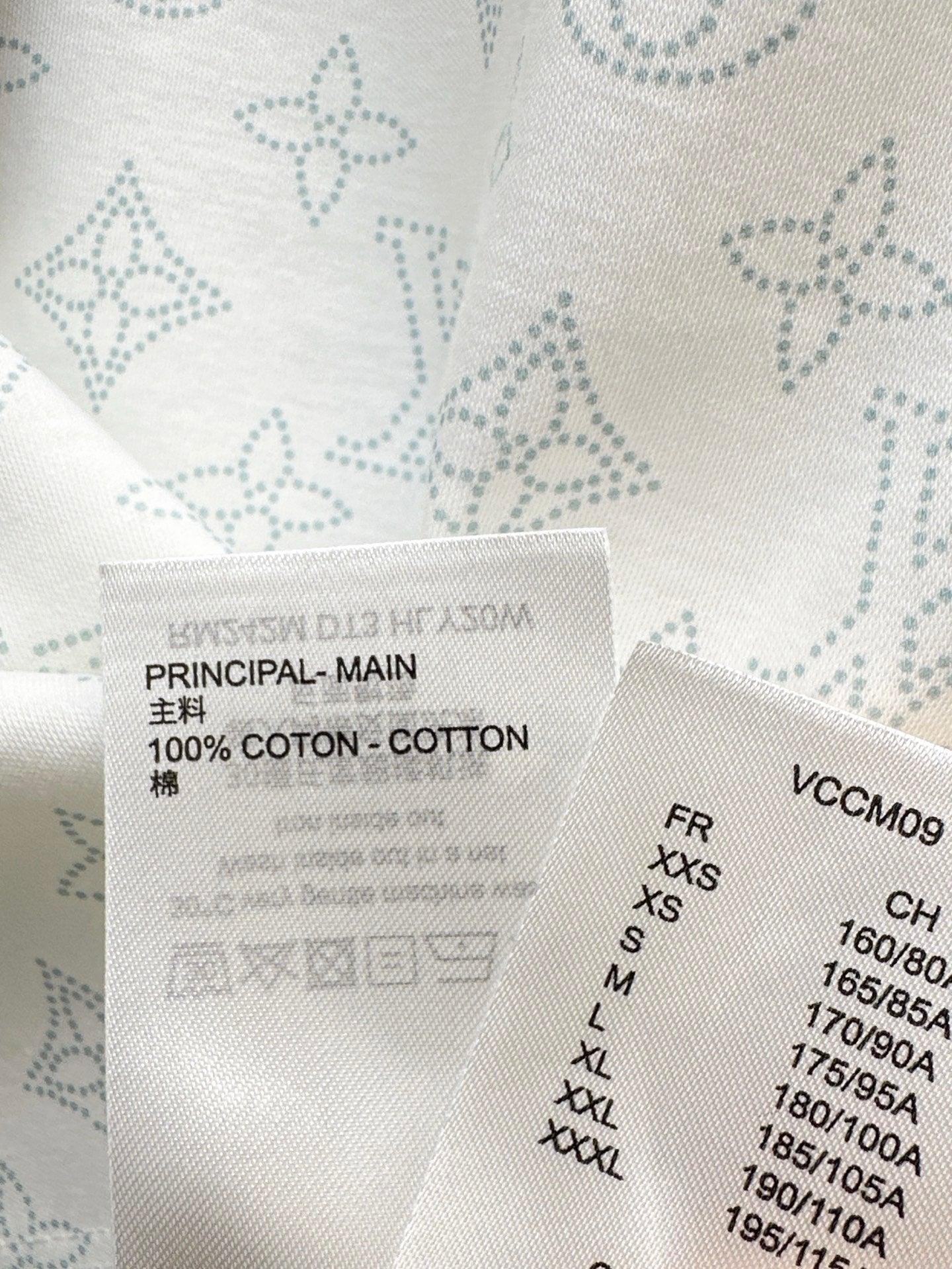 Loui* 25ss Patch print crop top