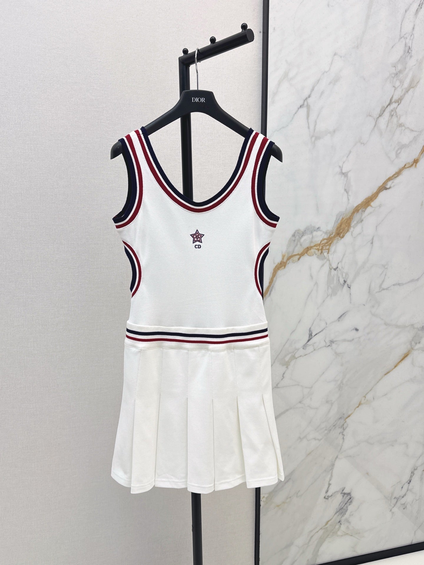 D*r 25ss Colorblock Sleeveless Pleated Dress