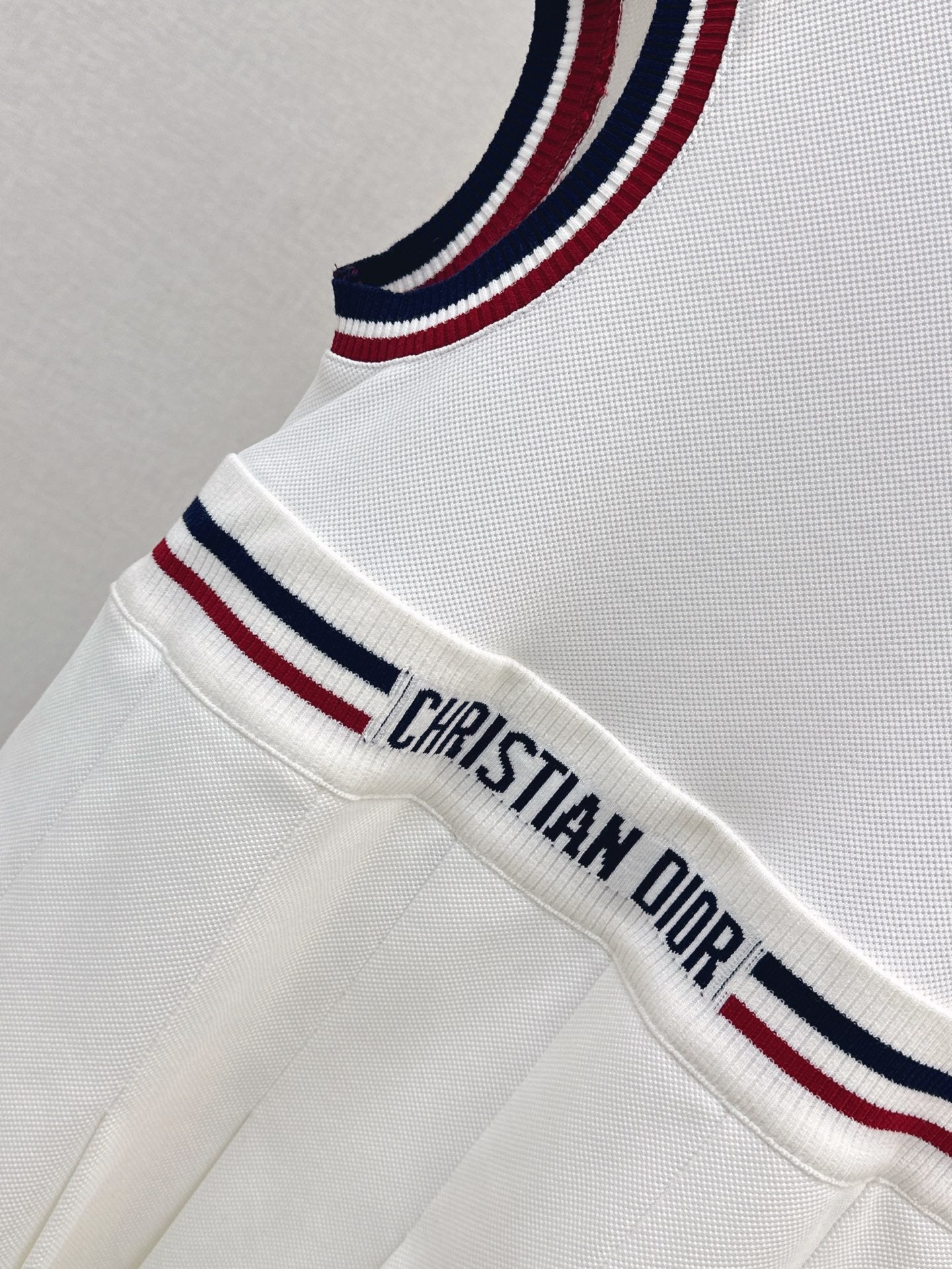 D*r 25ss Colorblock Sleeveless Pleated Dress