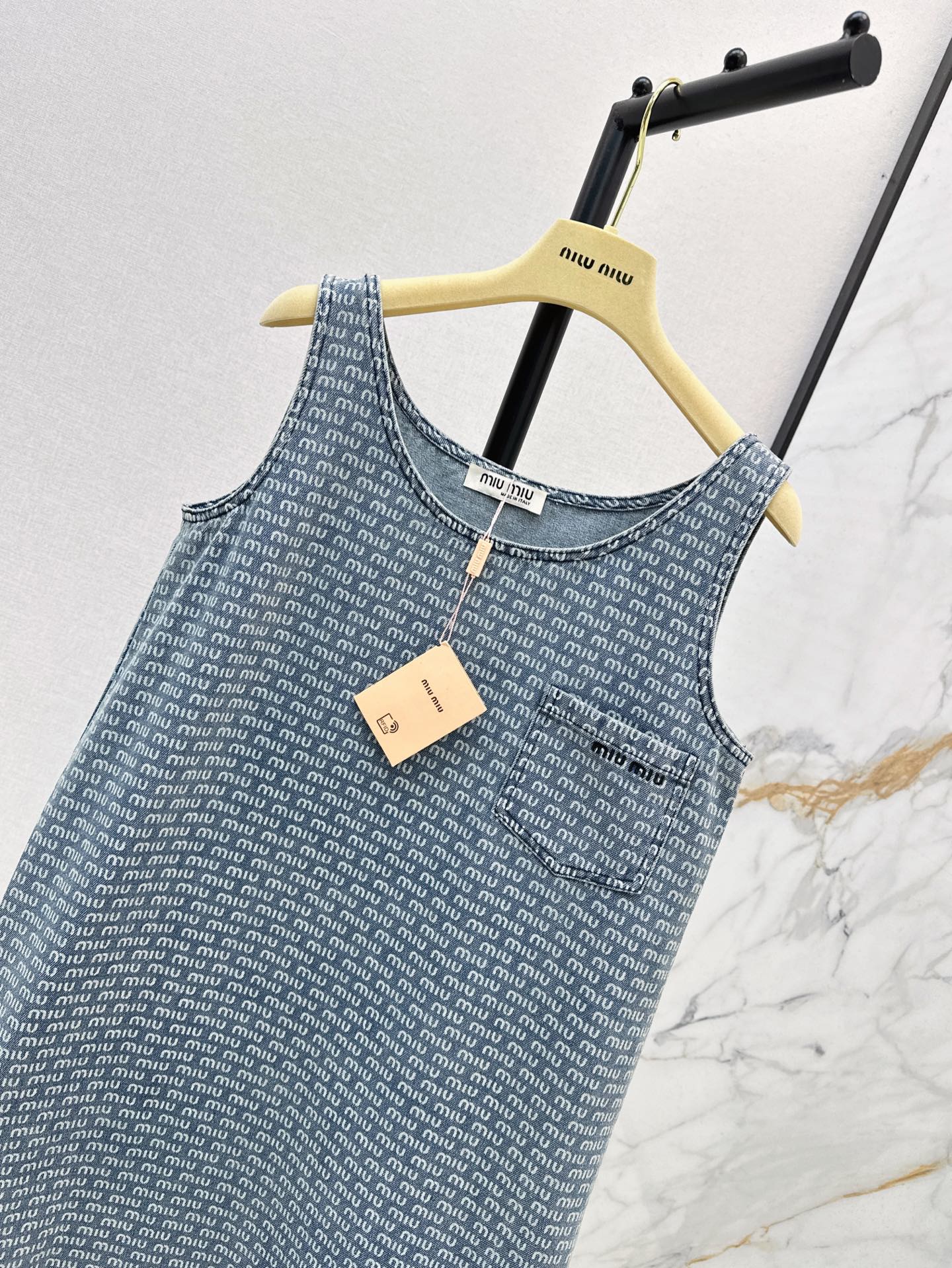 M*u 25ss Sleeveless denim mini dress