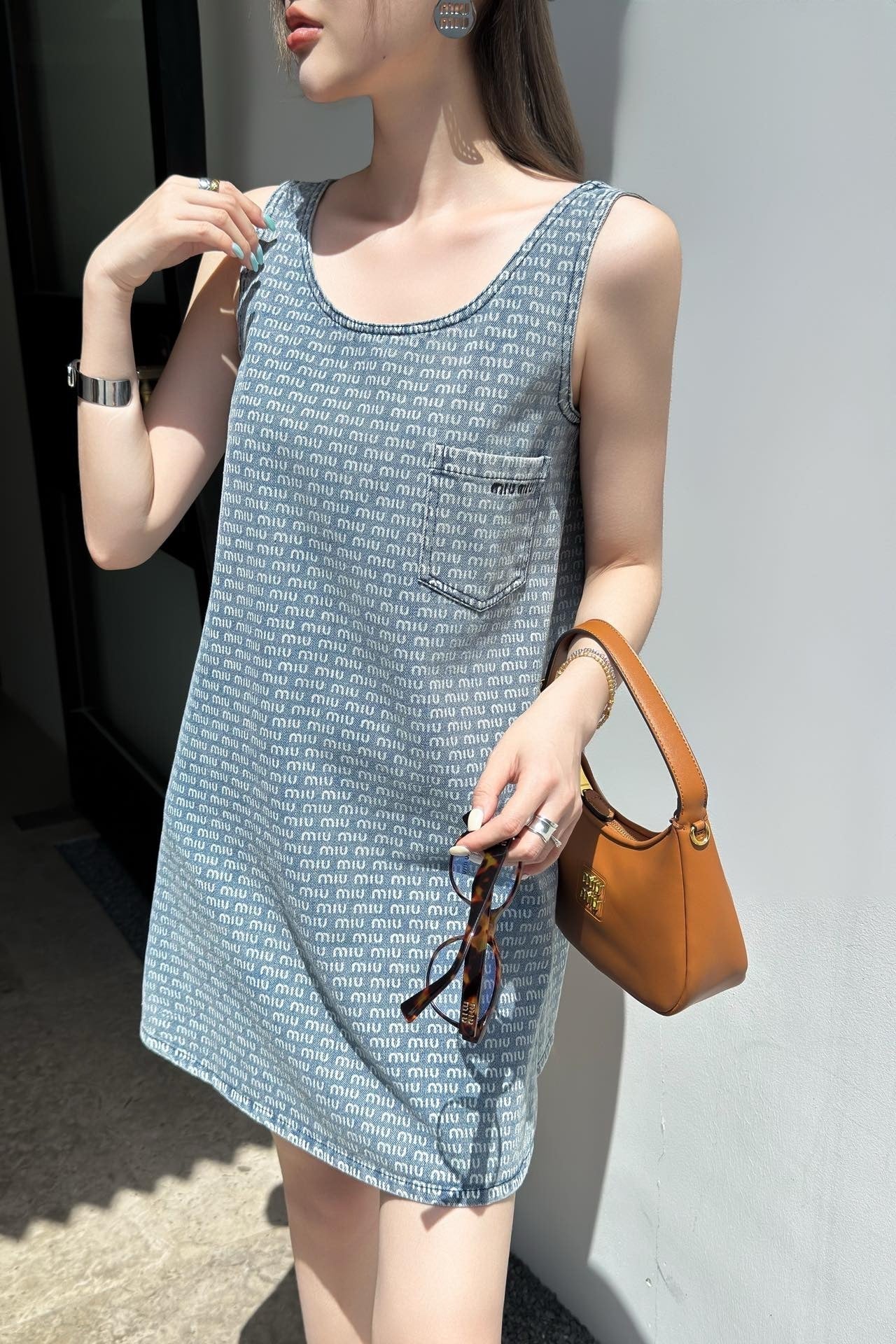 M*u 25ss Sleeveless denim mini dress
