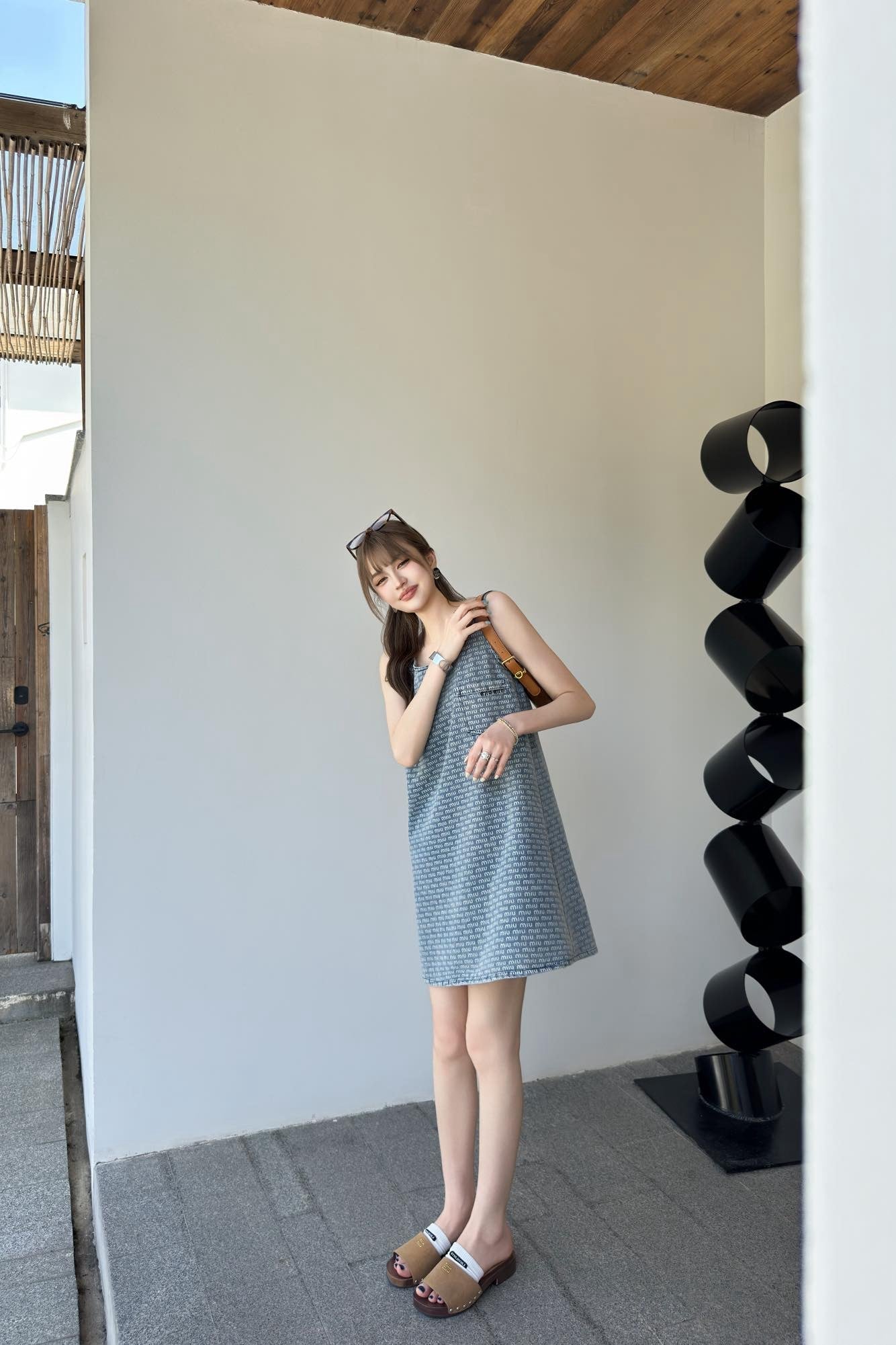 M*u 25ss Sleeveless denim mini dress