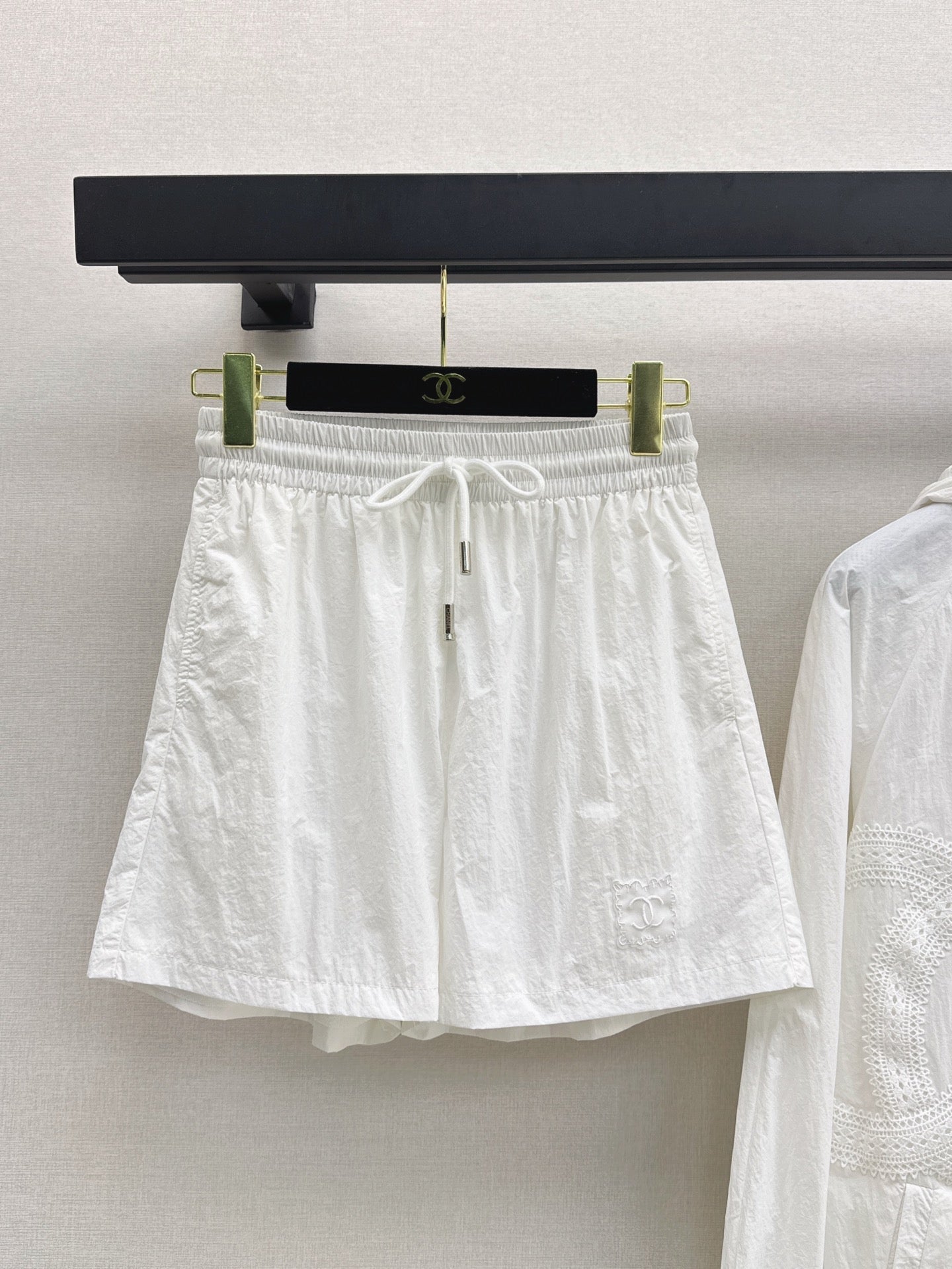 C*nel 25ss Embroidered Windbreaker + shorts set