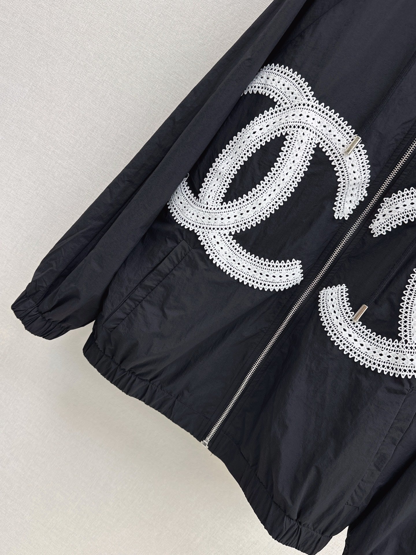 C*nel 25ss Embroidered Windbreaker + shorts set