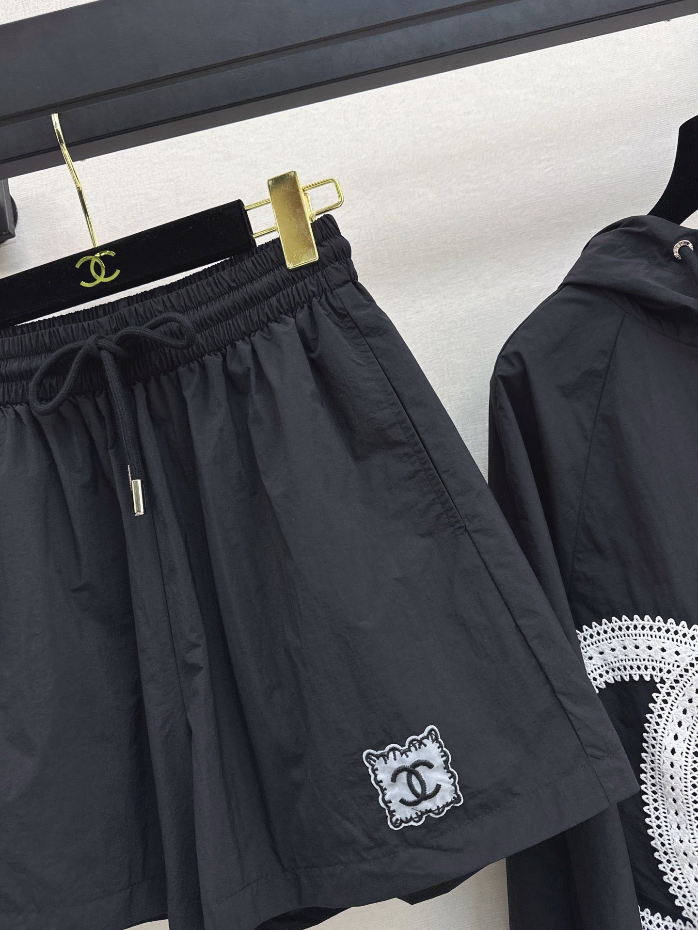 C*nel 25ss Embroidered Windbreaker + shorts set