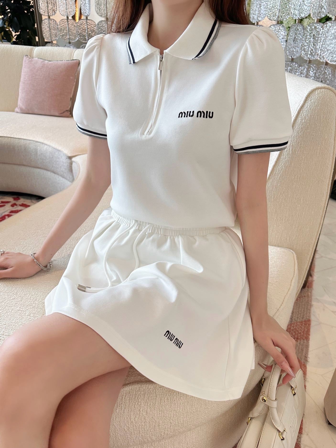 M*u 25ss Polo collar top + mini skirt set