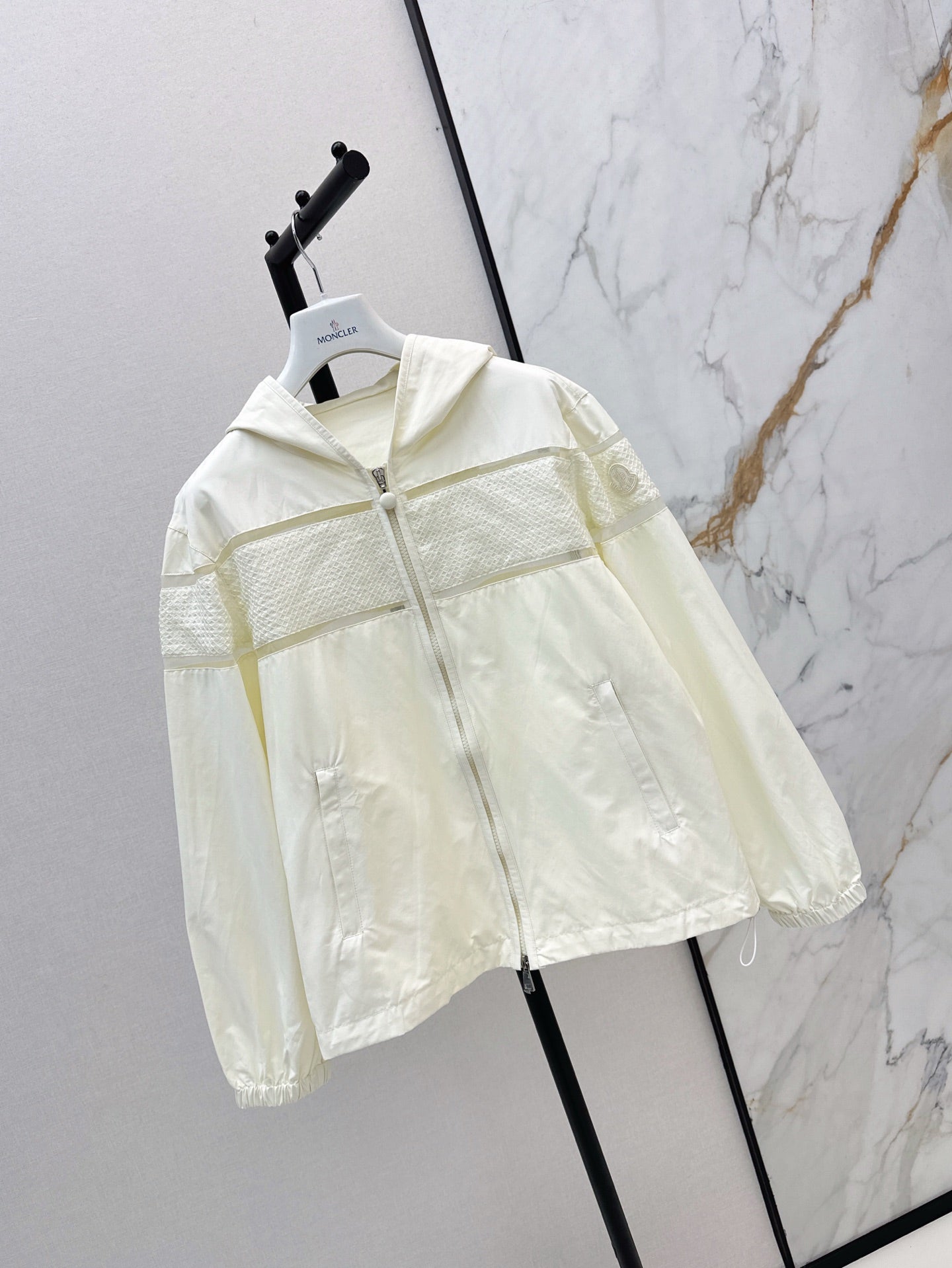 Monc* 25ss Embroidered Hooded Jacket