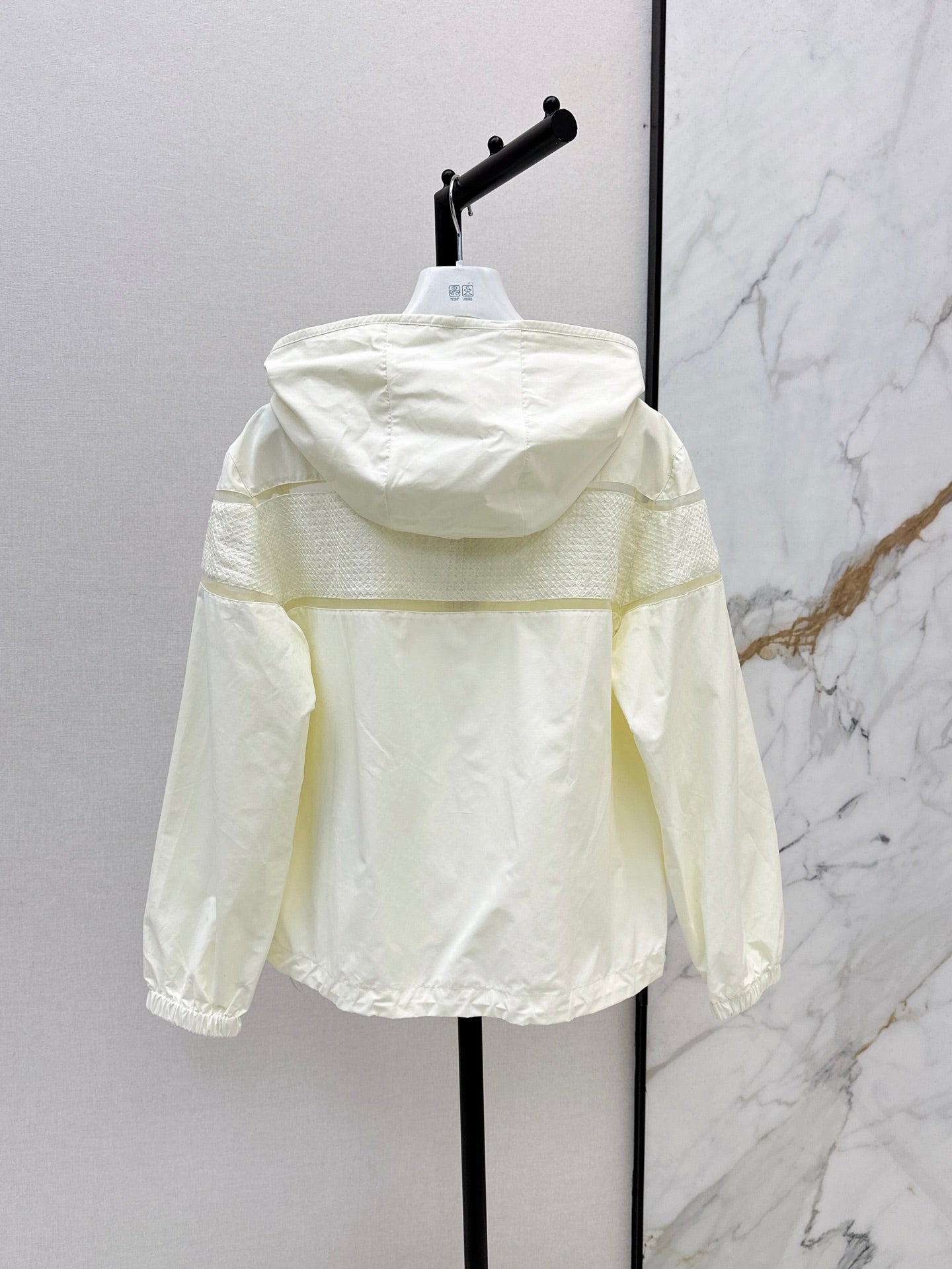 Monc* 25ss Embroidered Hooded Jacket