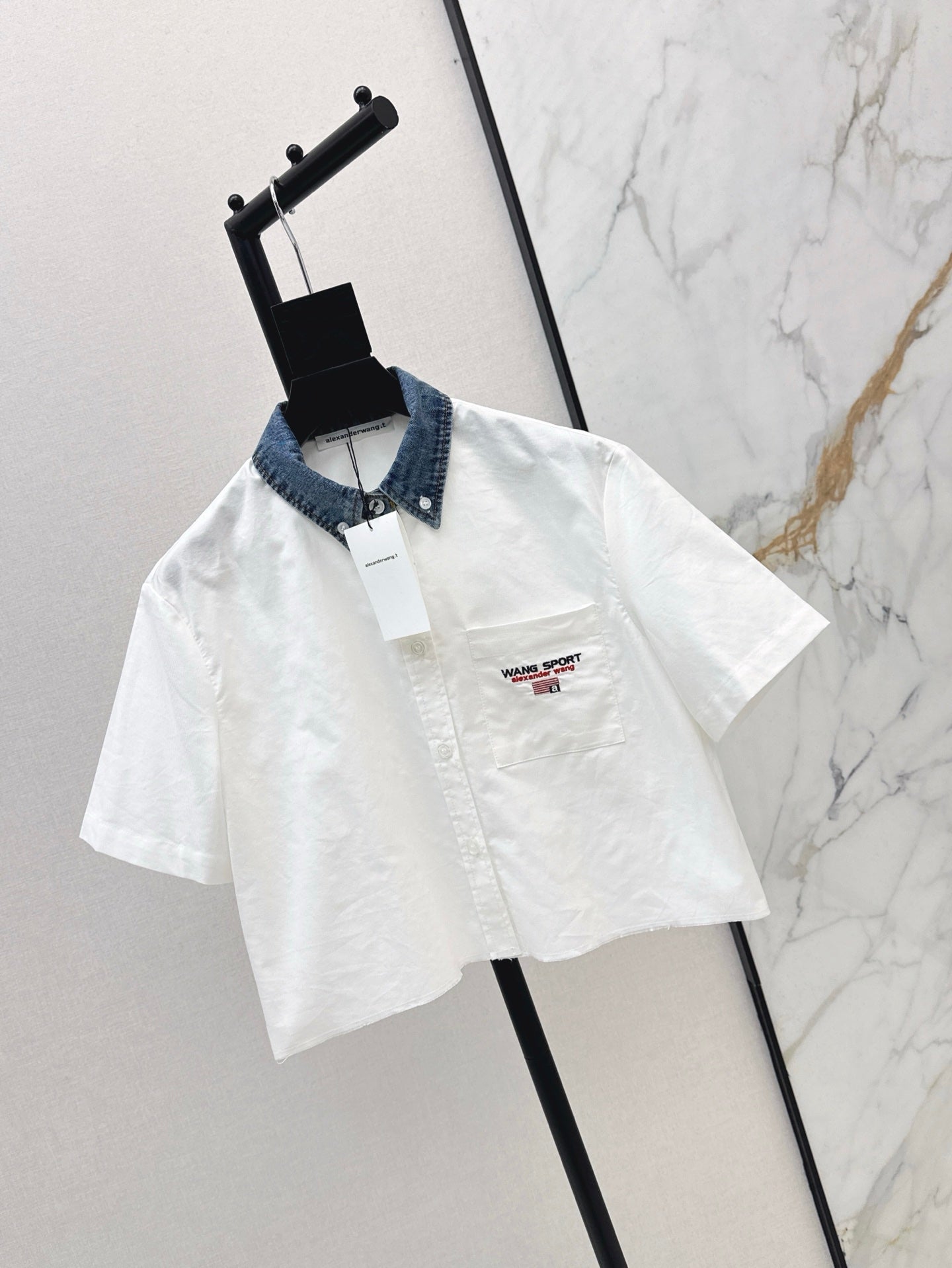 Wang* 25ss Denim patchwork cropped top