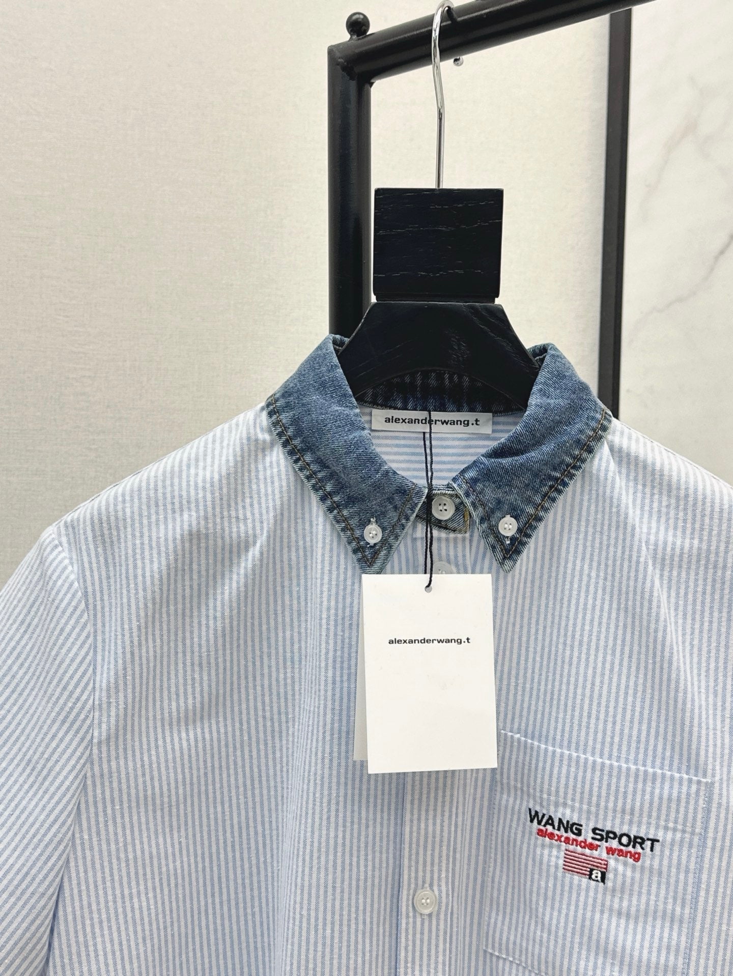 Wang* 25ss Denim patchwork cropped top